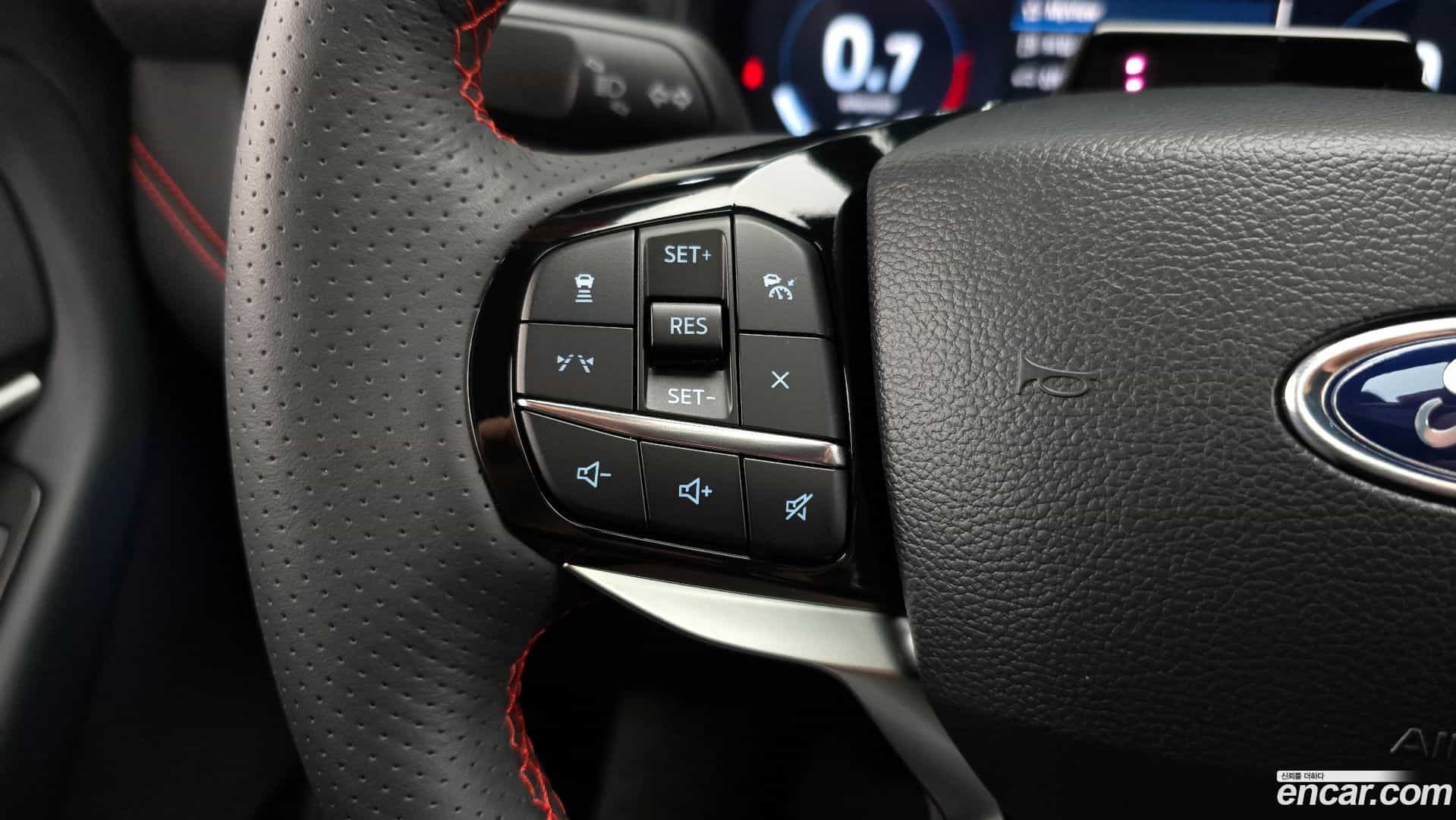 Explorer Ford 2025.9-OPTION-021