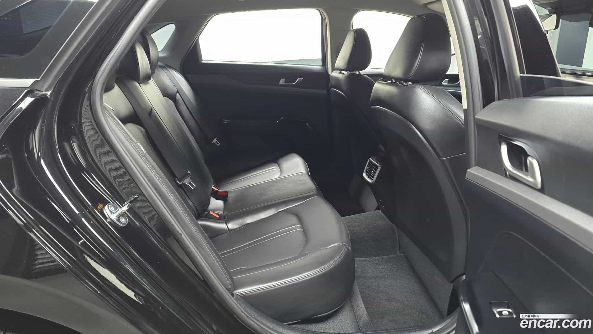 K5 Kia 2023.4-OPTION-016