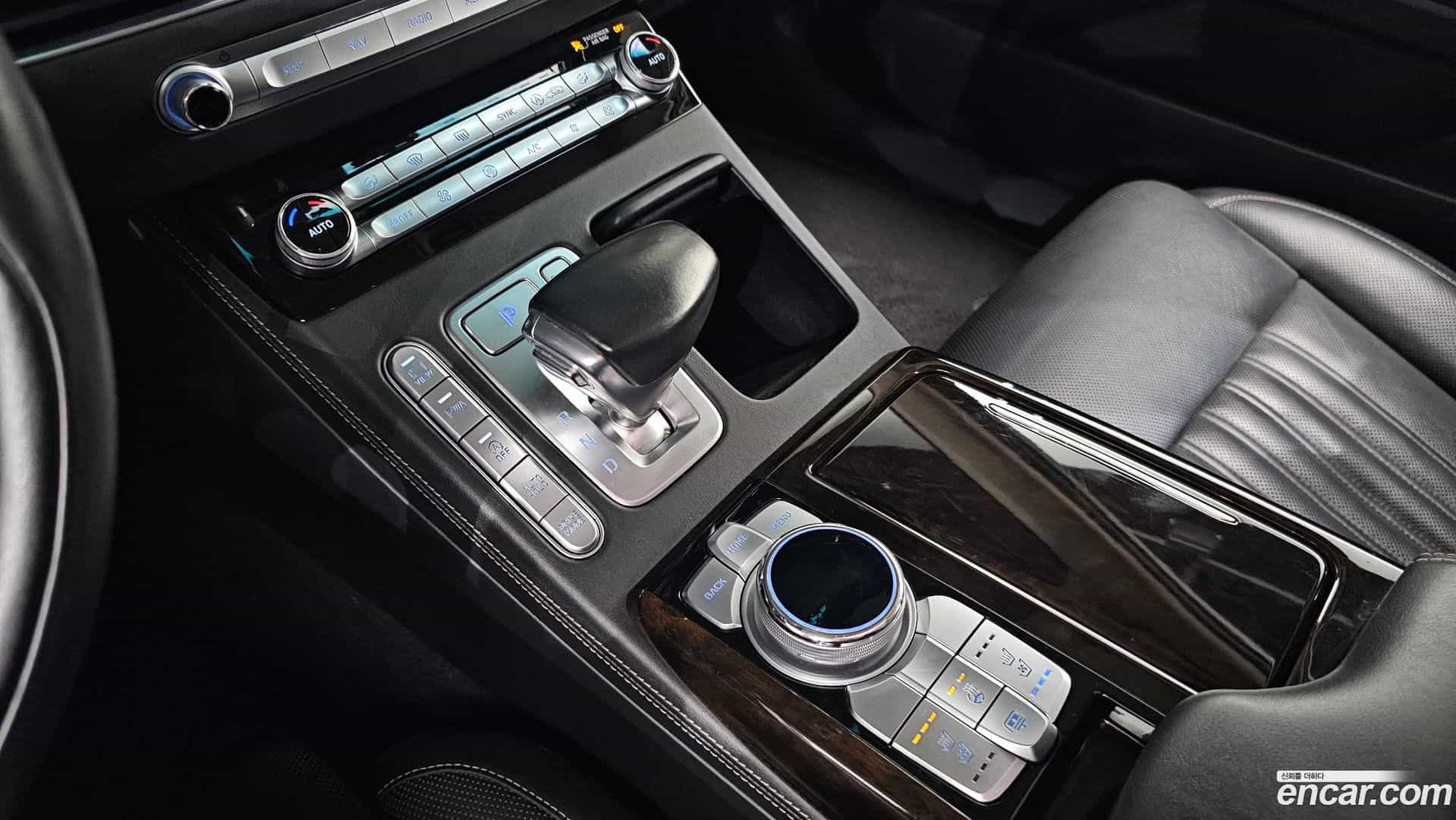 G90 Genesis 2018.10-INNER-009