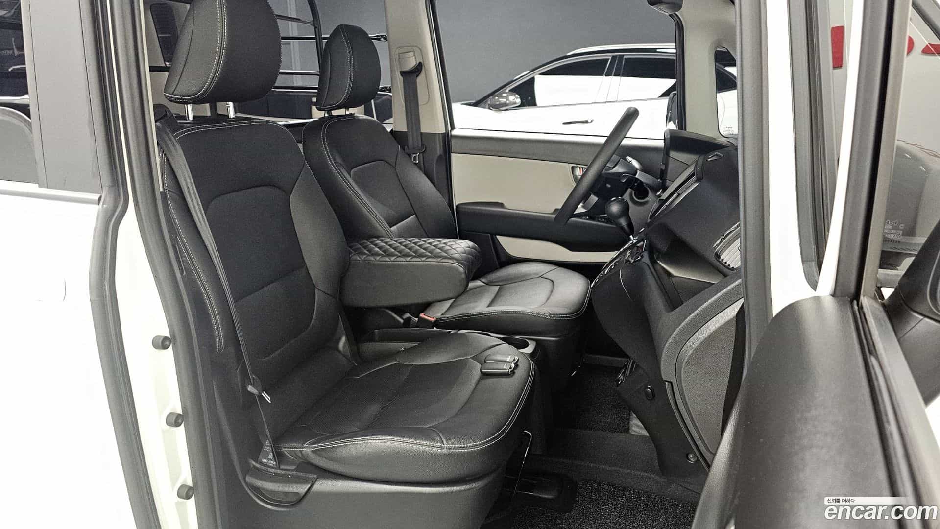 RAY Kia 2023.0-INNER-010