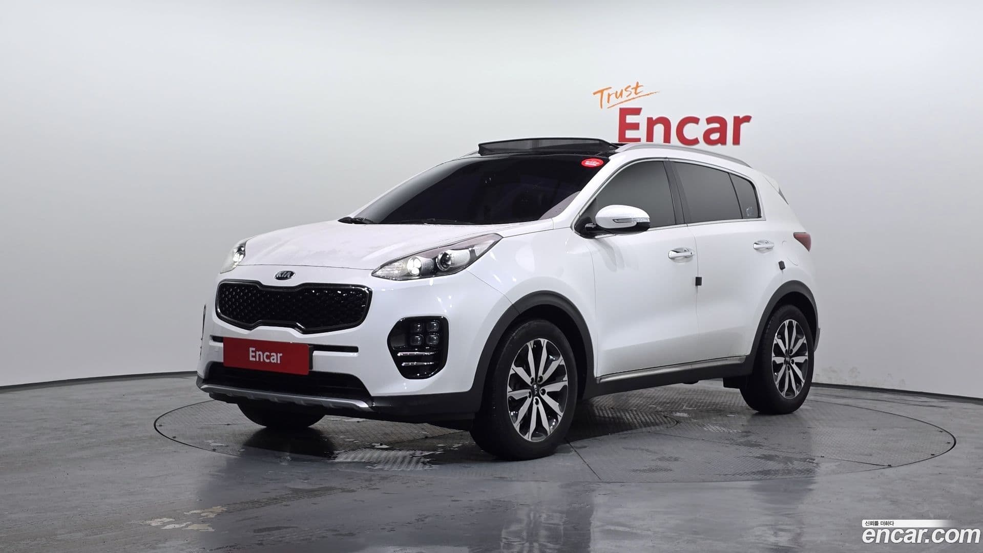 Main__Slider__Photo:Sportage Kia 2016.3-0