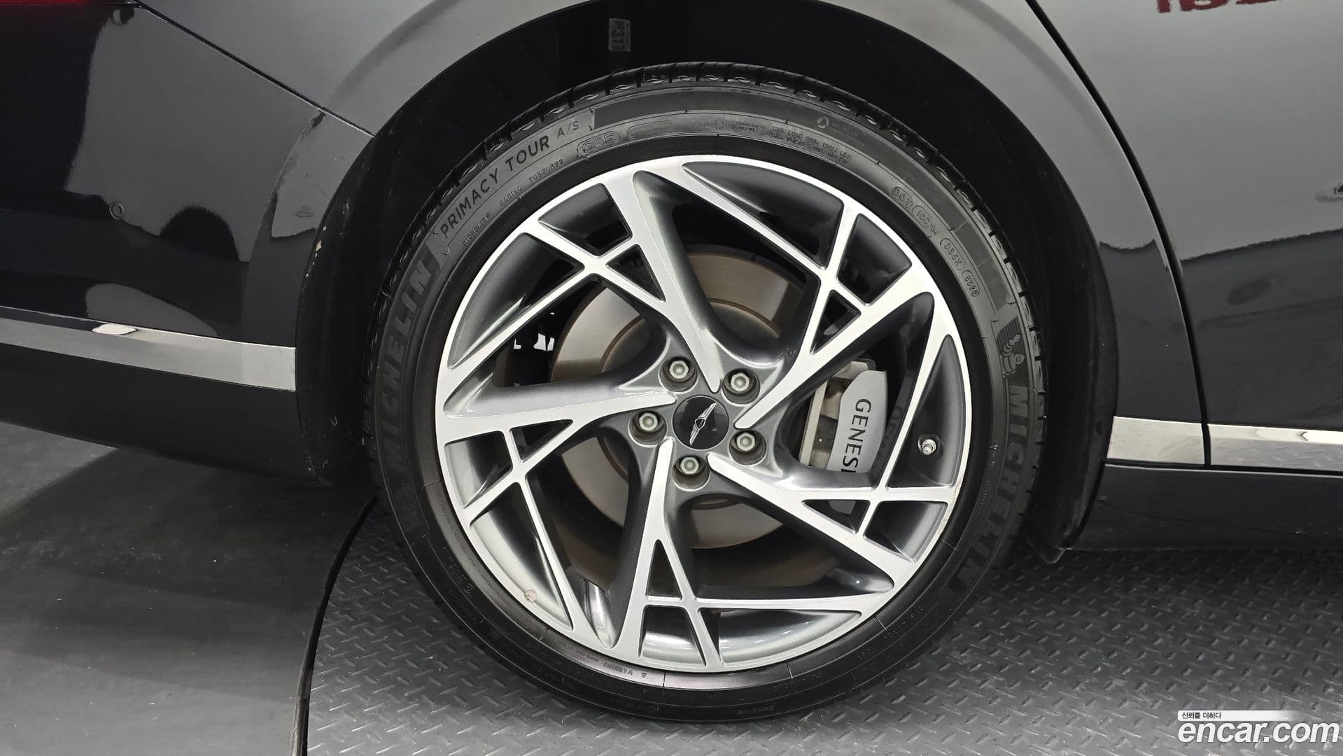 Main__Slider__Photo:G90 Genesis 2022.10-4