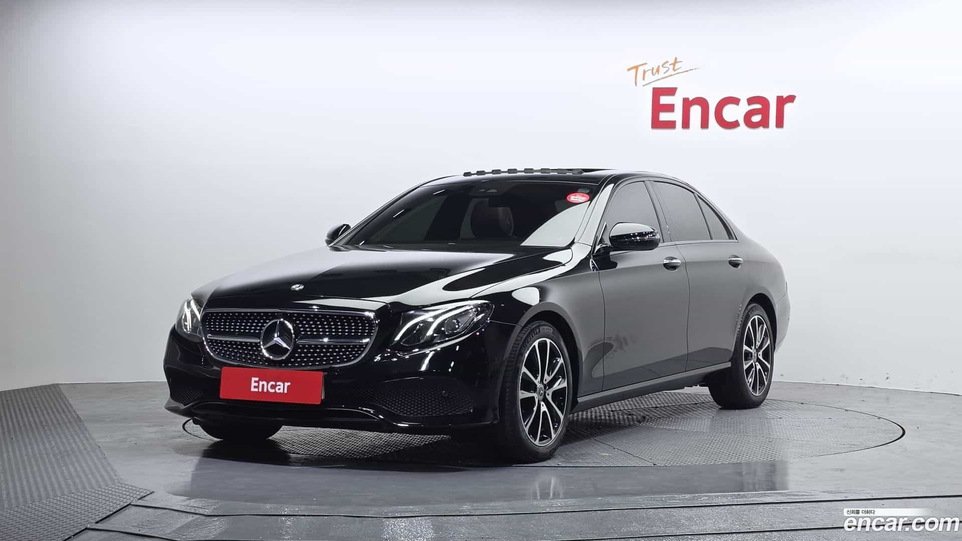 E-Class Mercedes-Benz 2020.6-OUTER-001