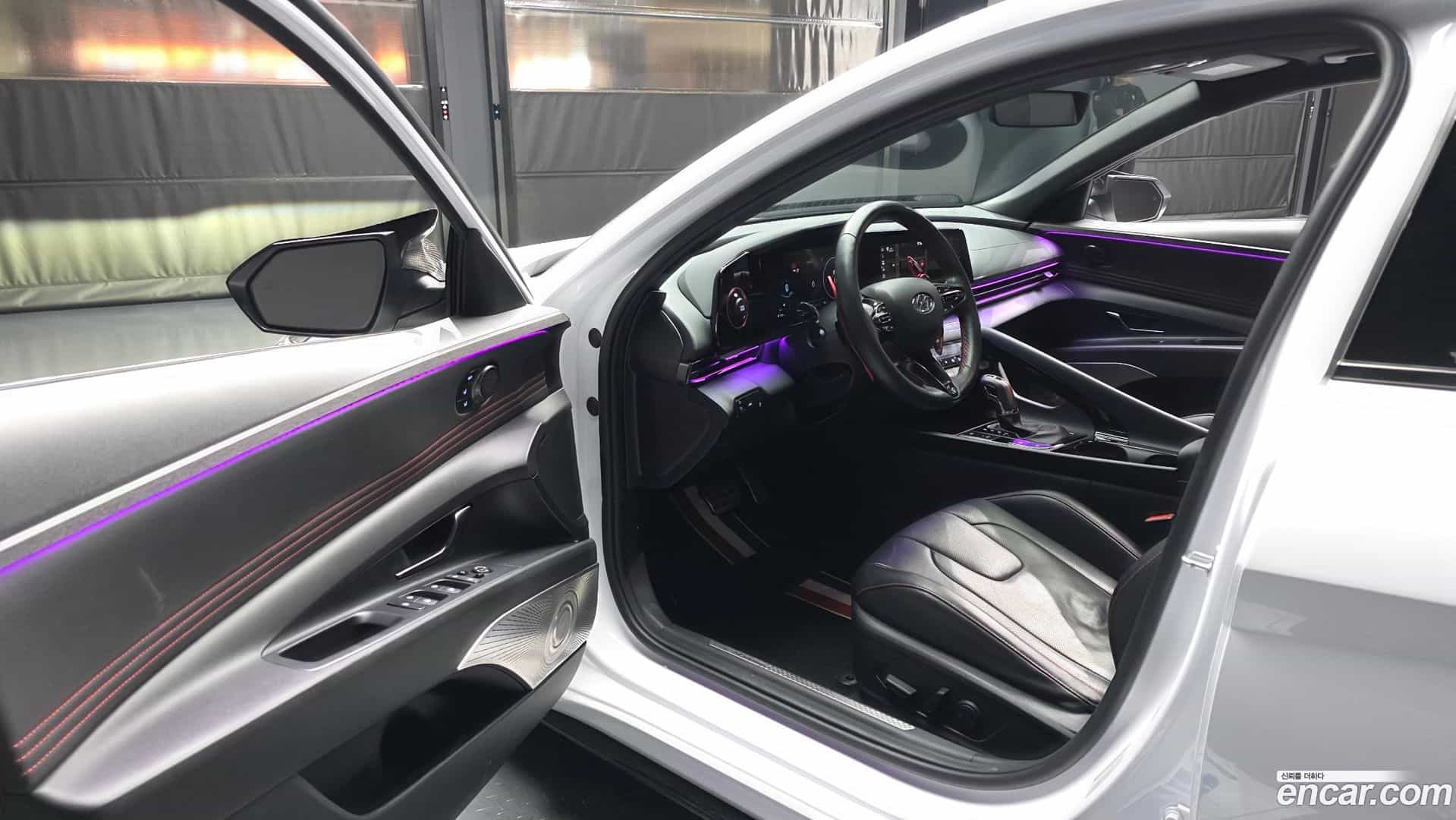 AVANTE Hyundai 2021.5-INNER-010