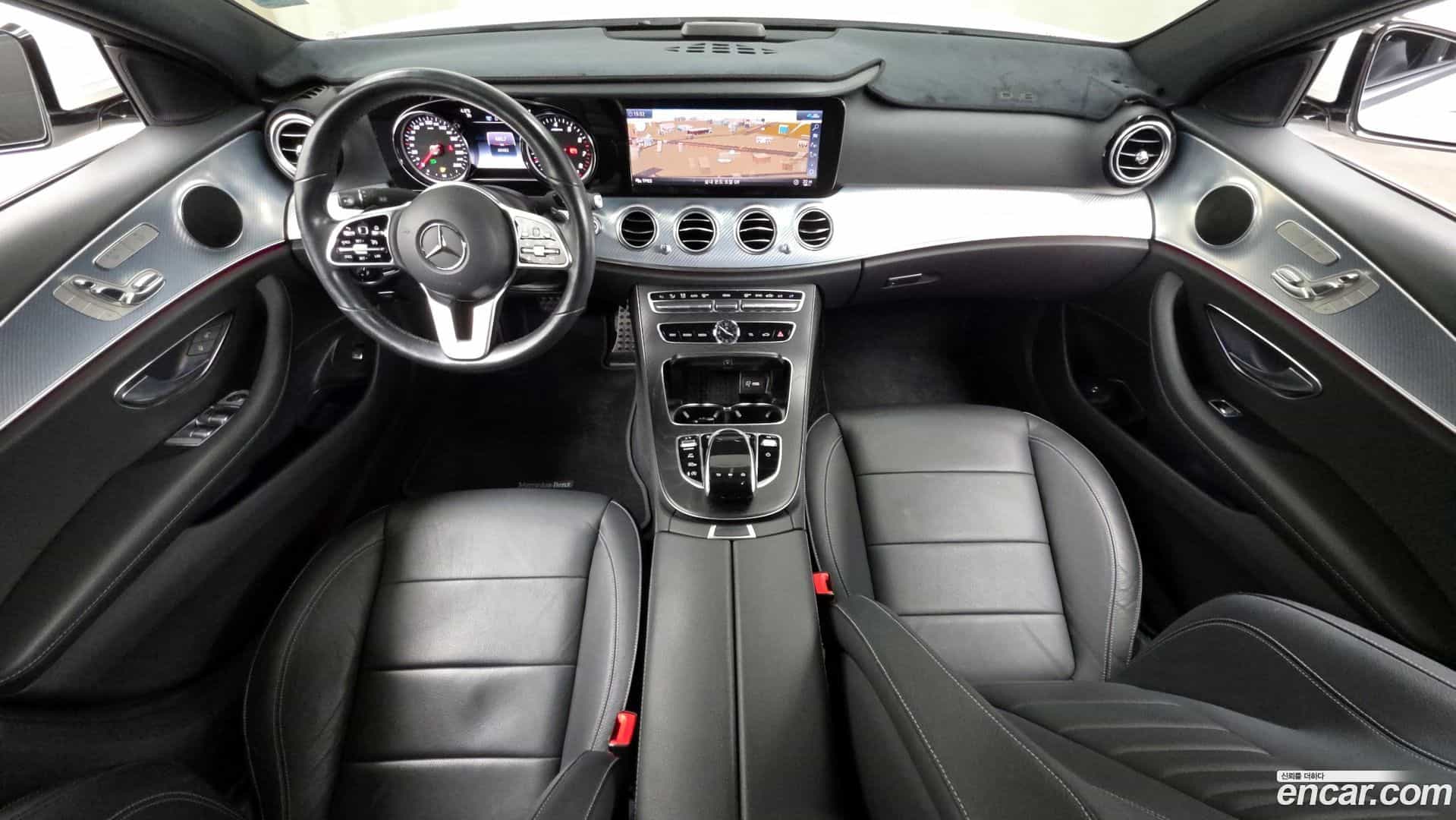 E-Class Mercedes-Benz 2019.10-INNER-007