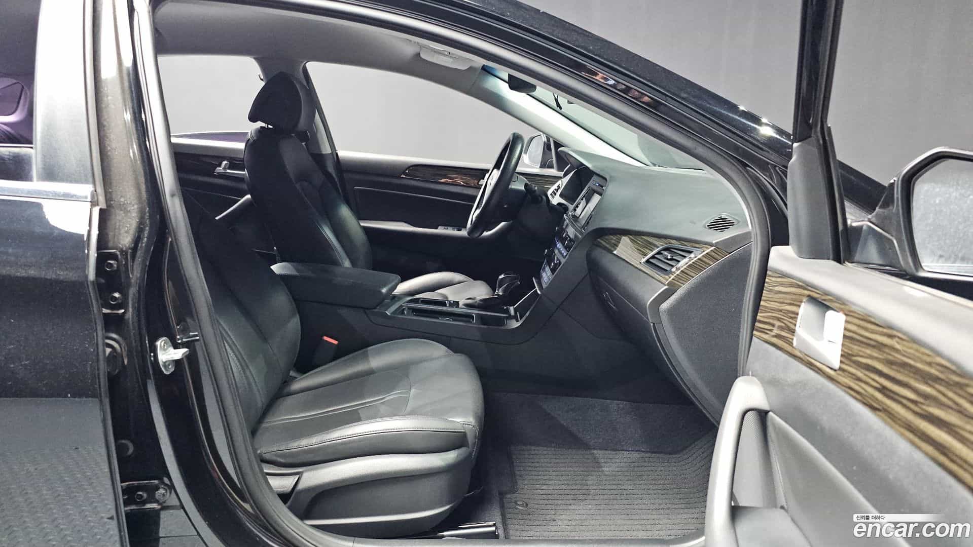 Sonata Hyundai 2016.6-OPTION-015
