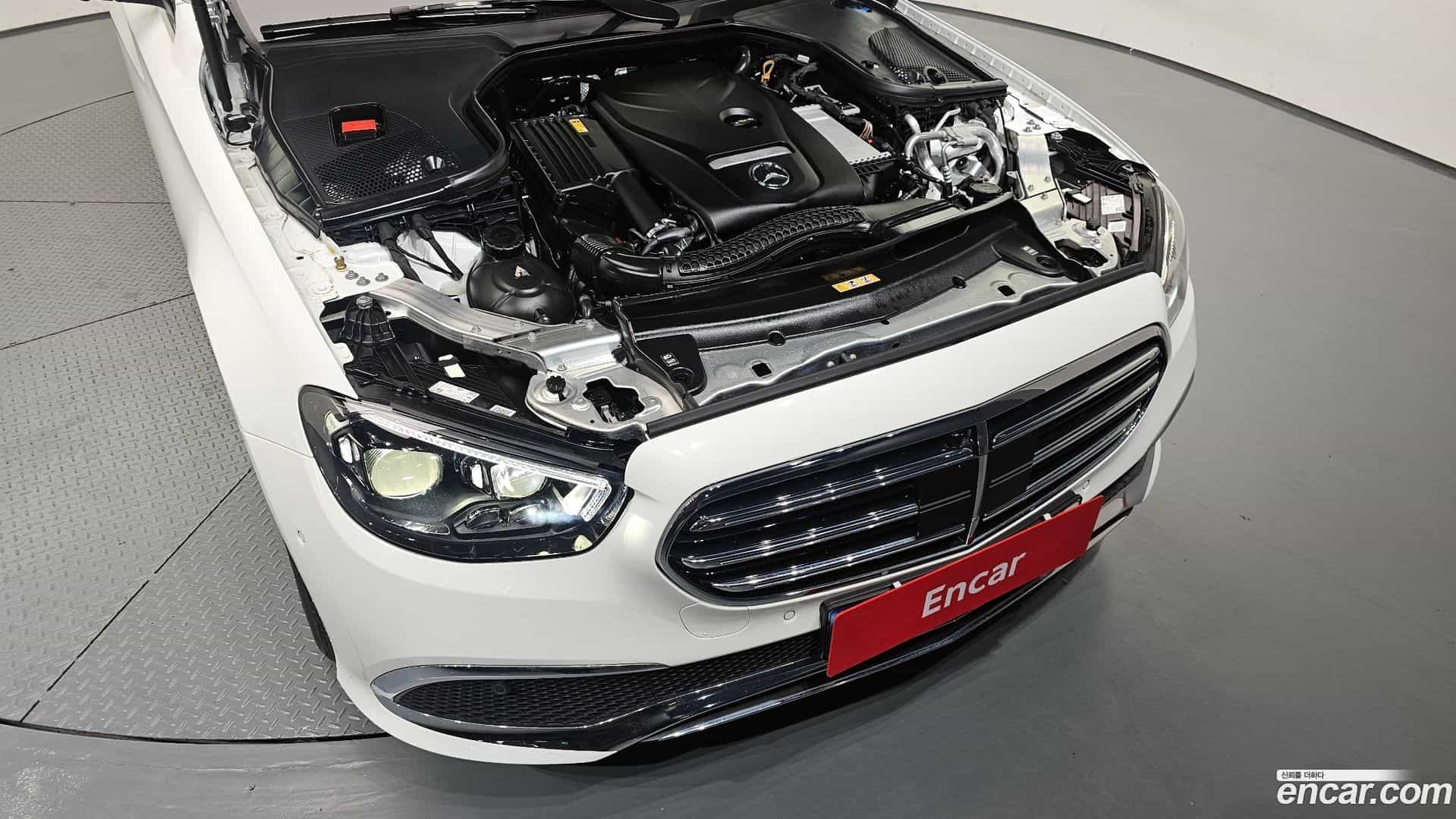 E-Class Mercedes-Benz 2023.2-INNER-006