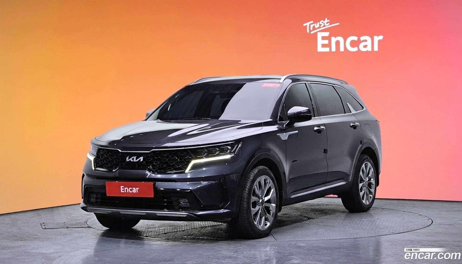 Main__Slider__Photo:Sorento Kia 2022.2-0