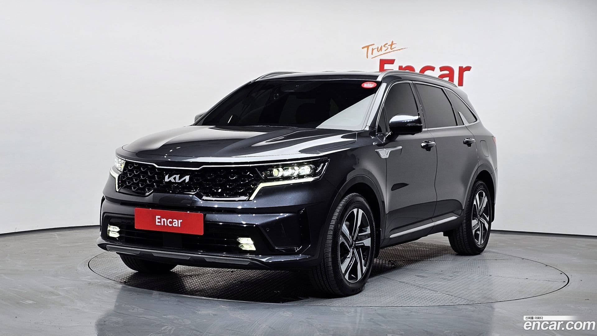 Main__Slider__Photo:Sorento Kia 2022.4-0
