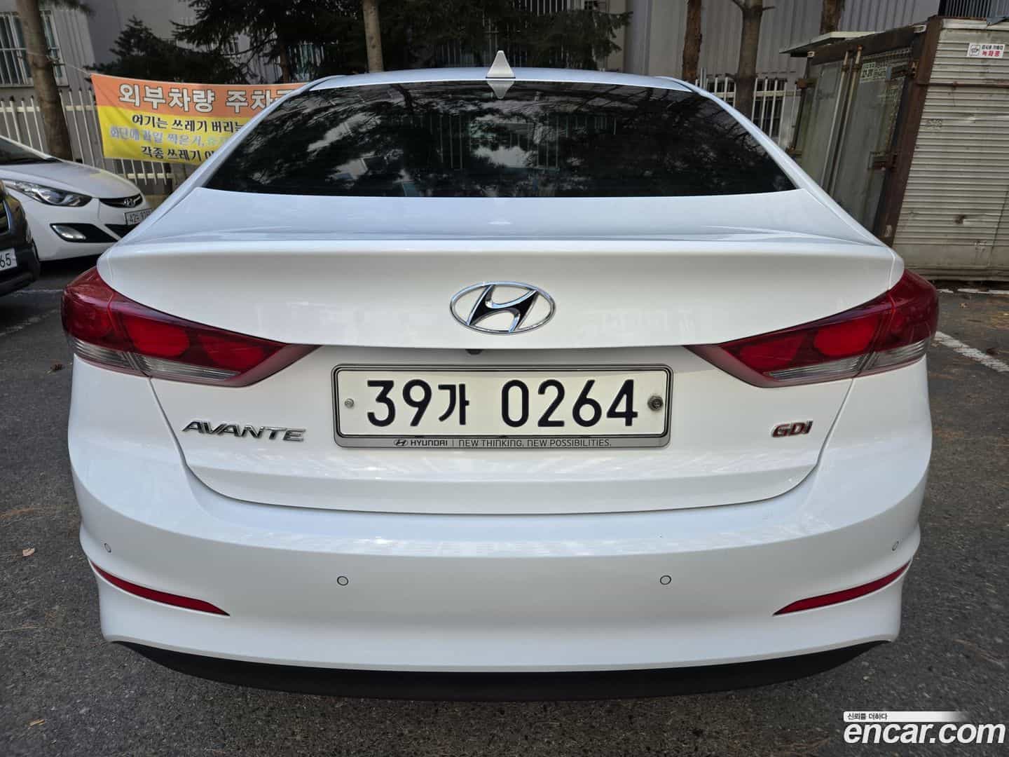 AVANTE Hyundai 2016.5-OUTER-005