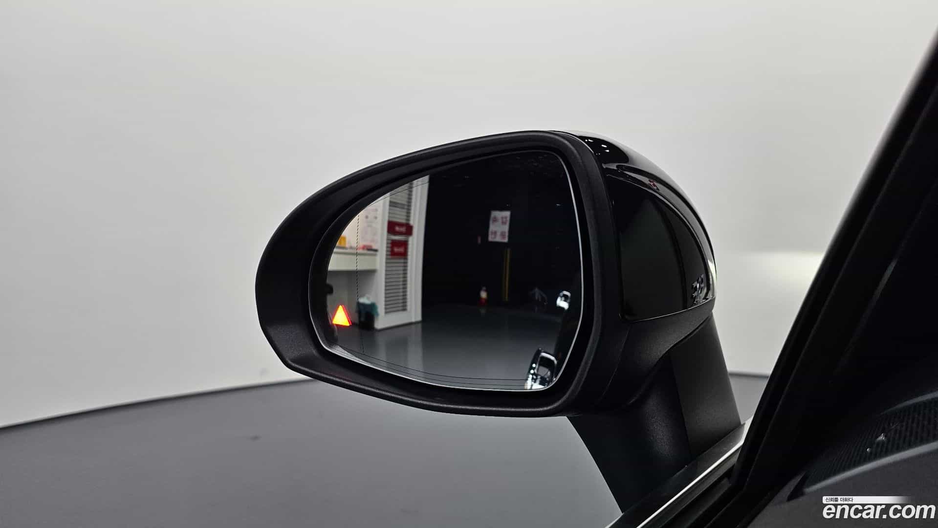 EQE Mercedes-Benz 2023.1-OPTION-020