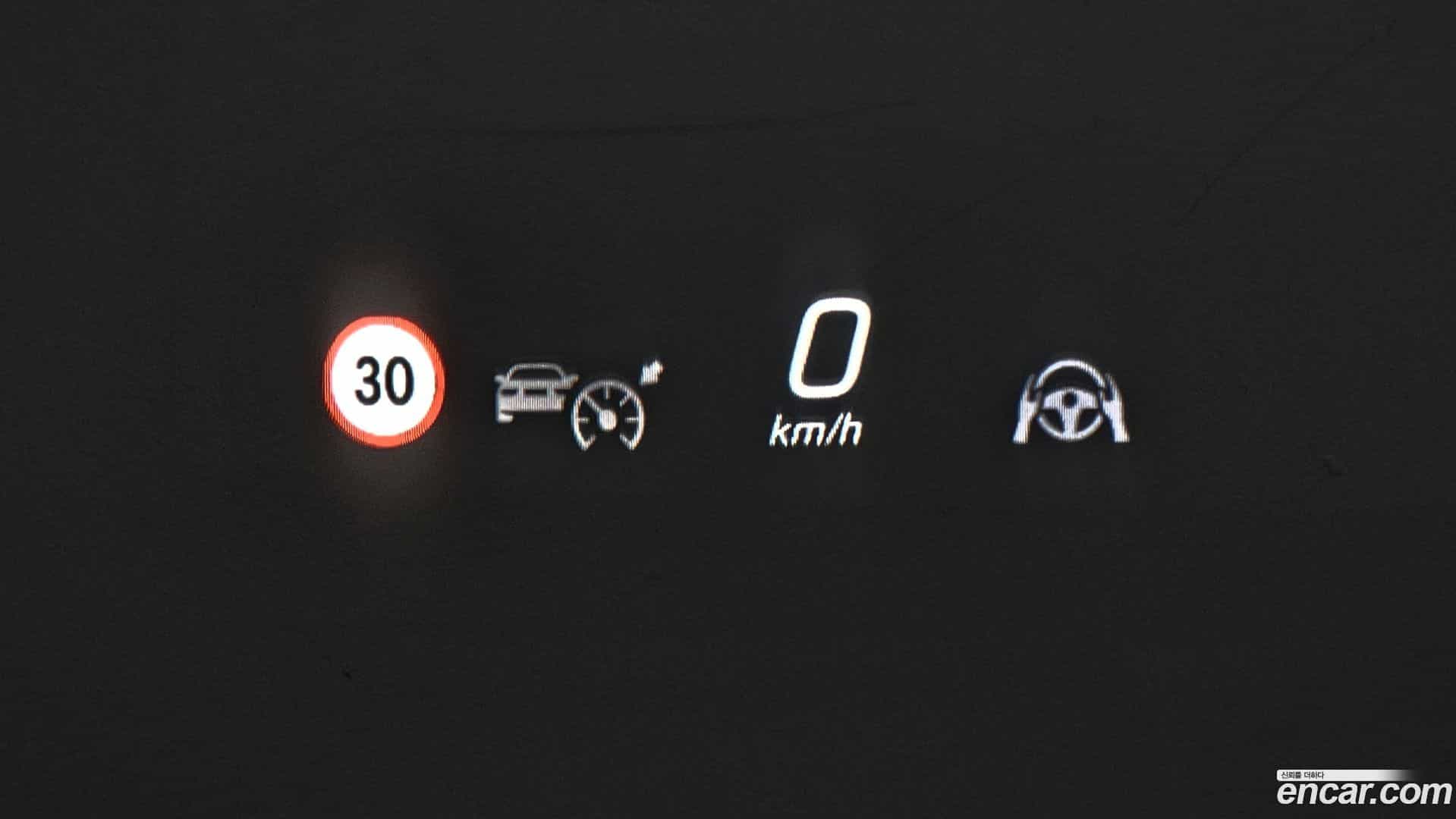 EQE Mercedes-Benz 2023.1-OPTION-023