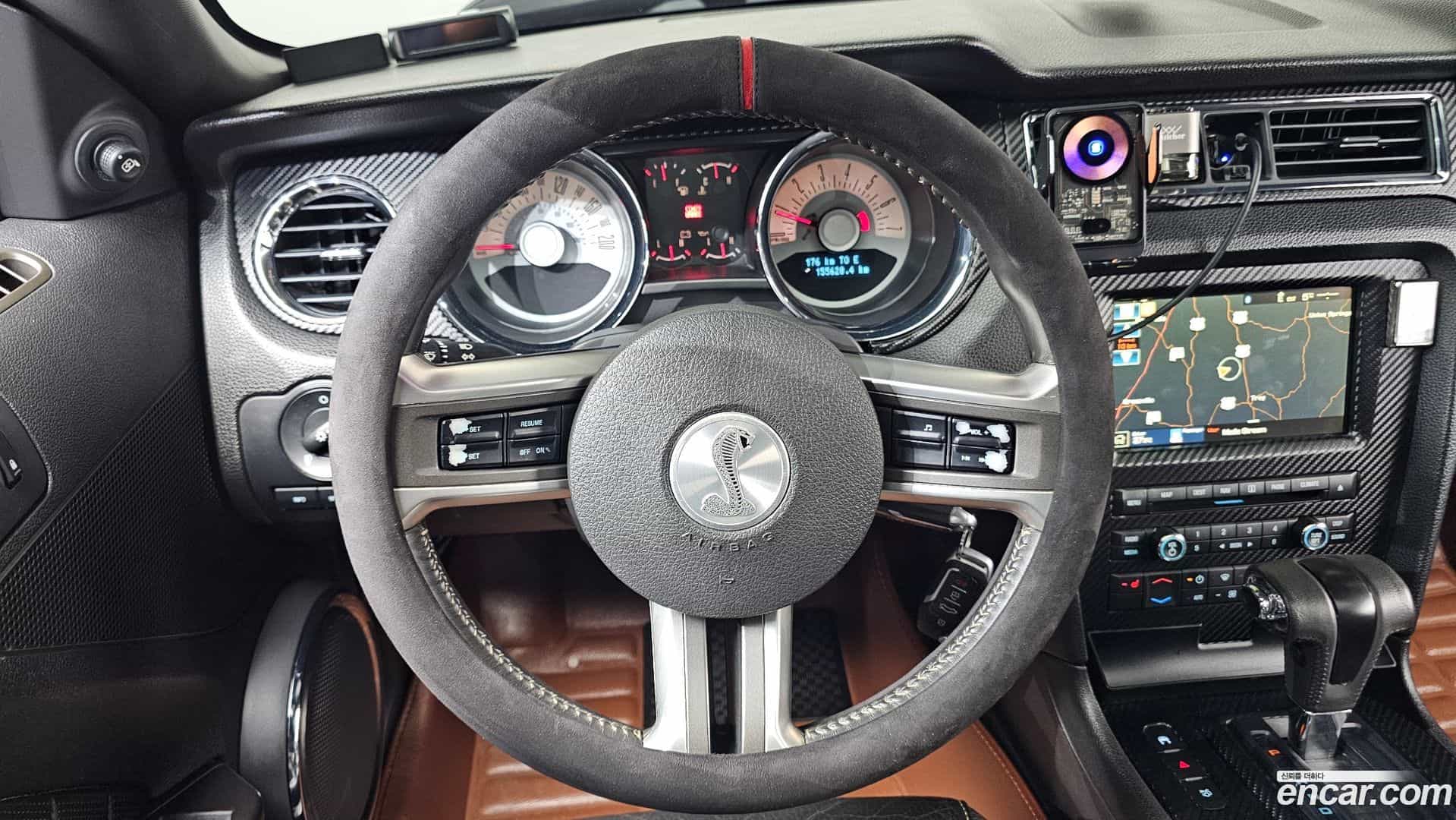 Mustang Ford 2010.7-OPTION-017