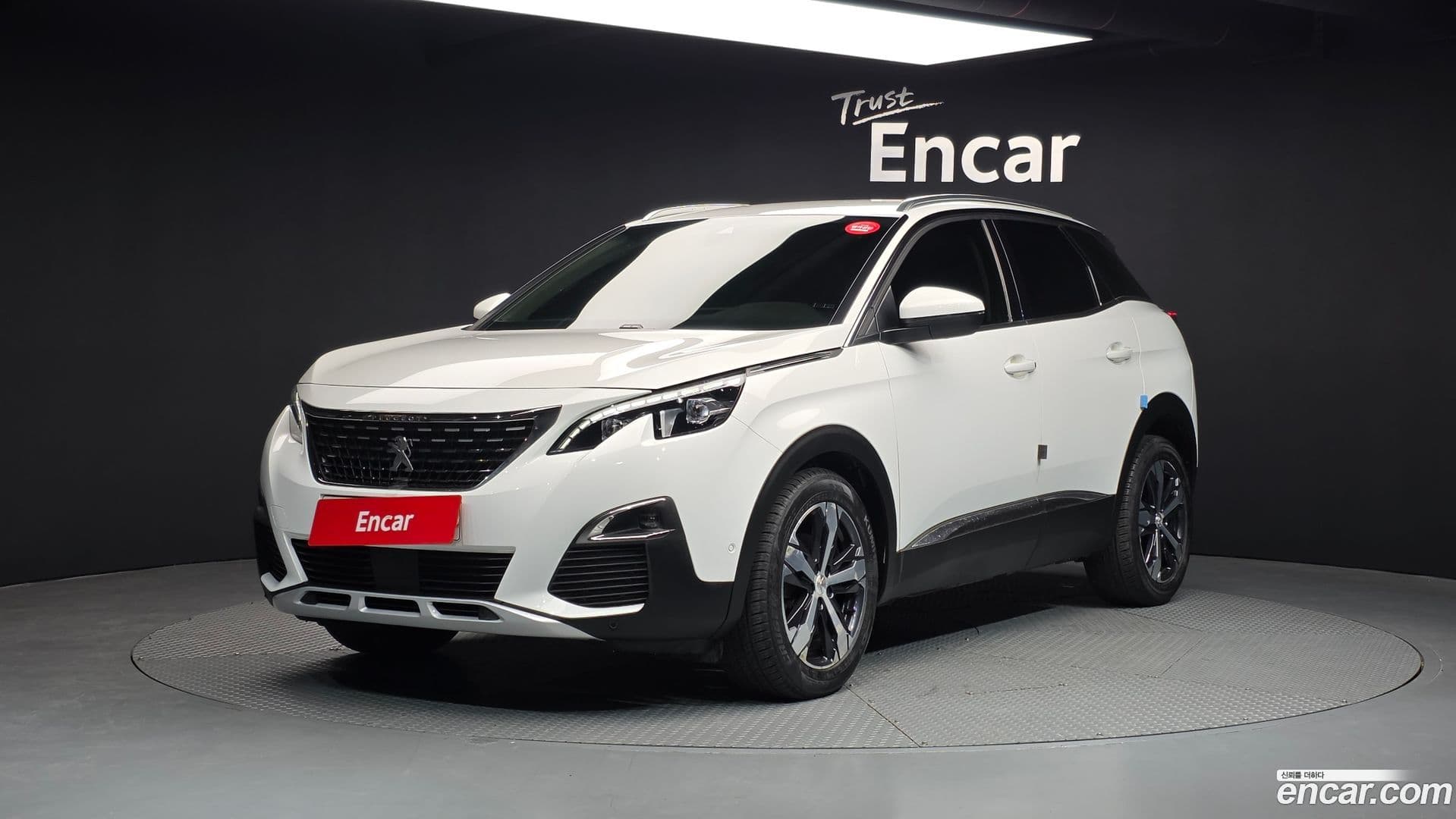 Main__Slider__Photo:3008 Peugeot 2017.7-0