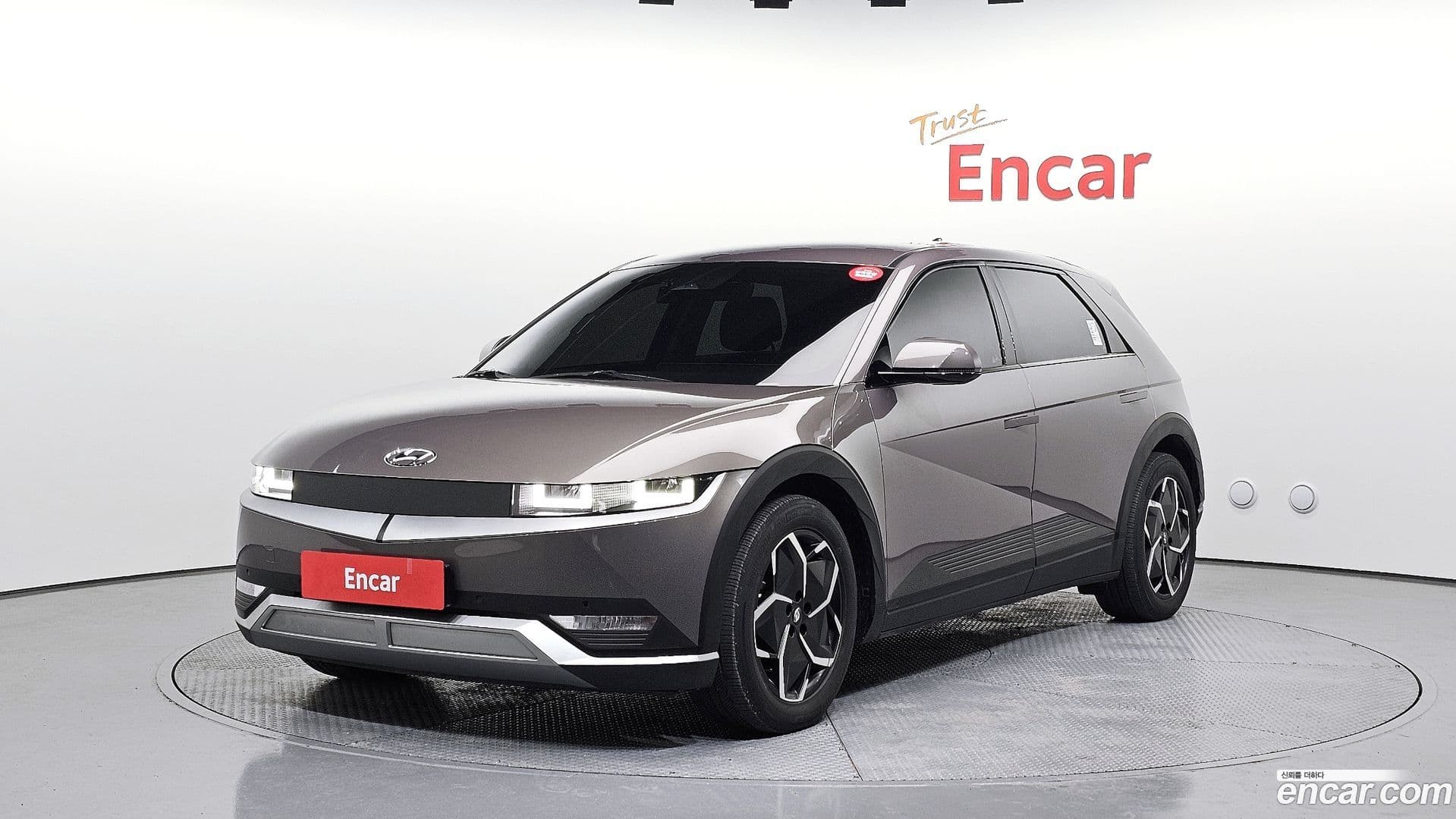Main__Slider__Photo:Ioniq5 Hyundai 2021.11-0