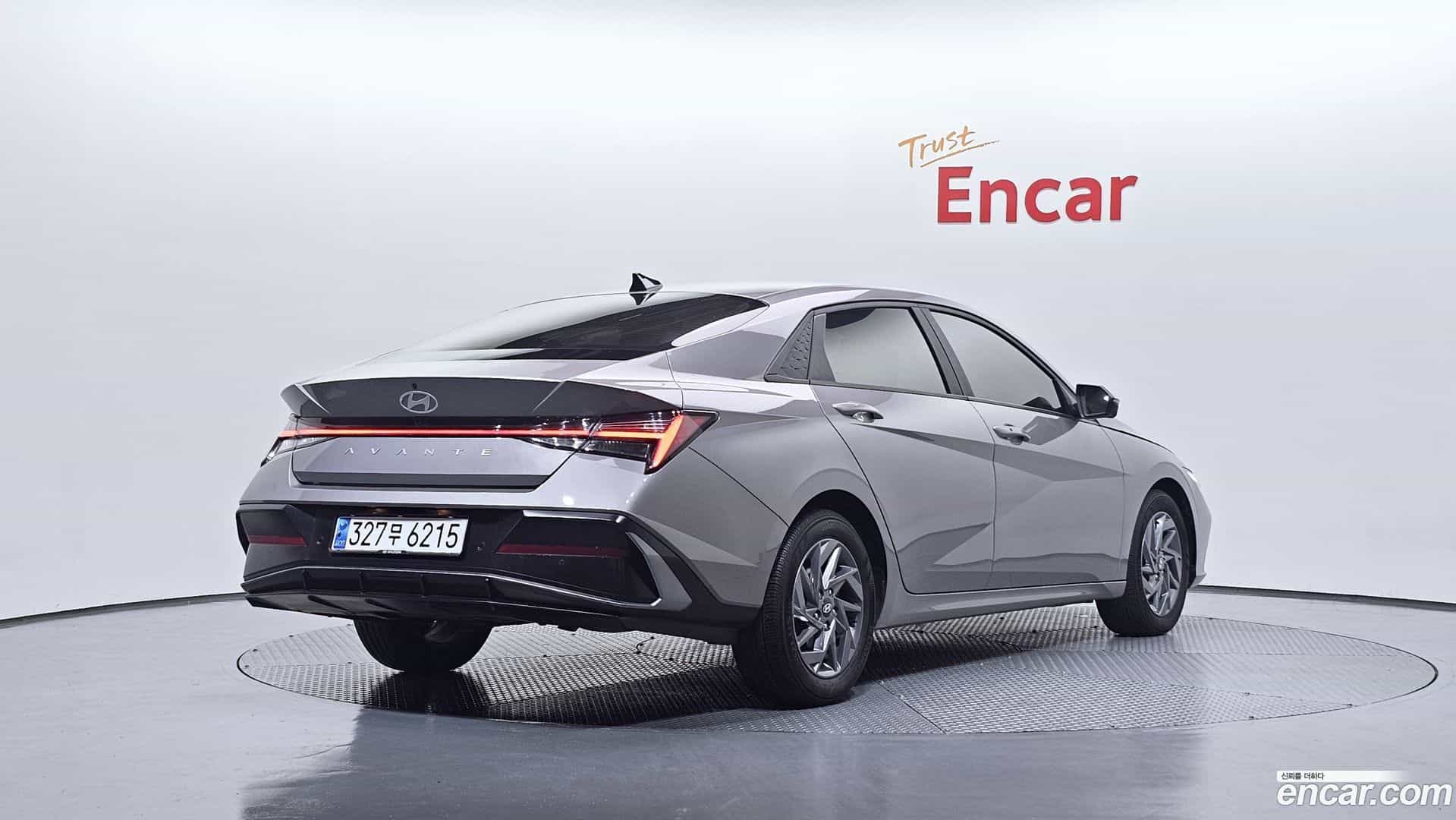 AVANTE Hyundai 2023.9-OUTER-002