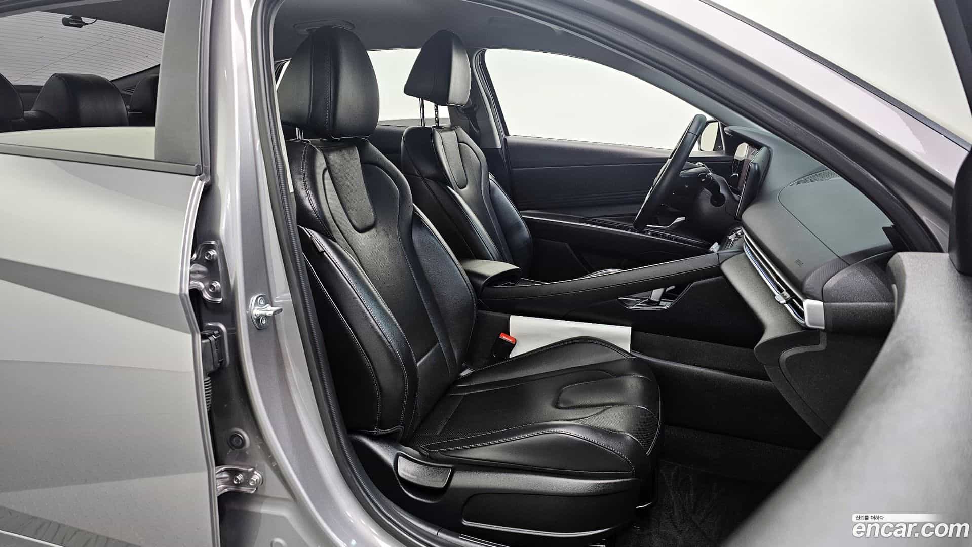AVANTE Hyundai 2023.9-INNER-010