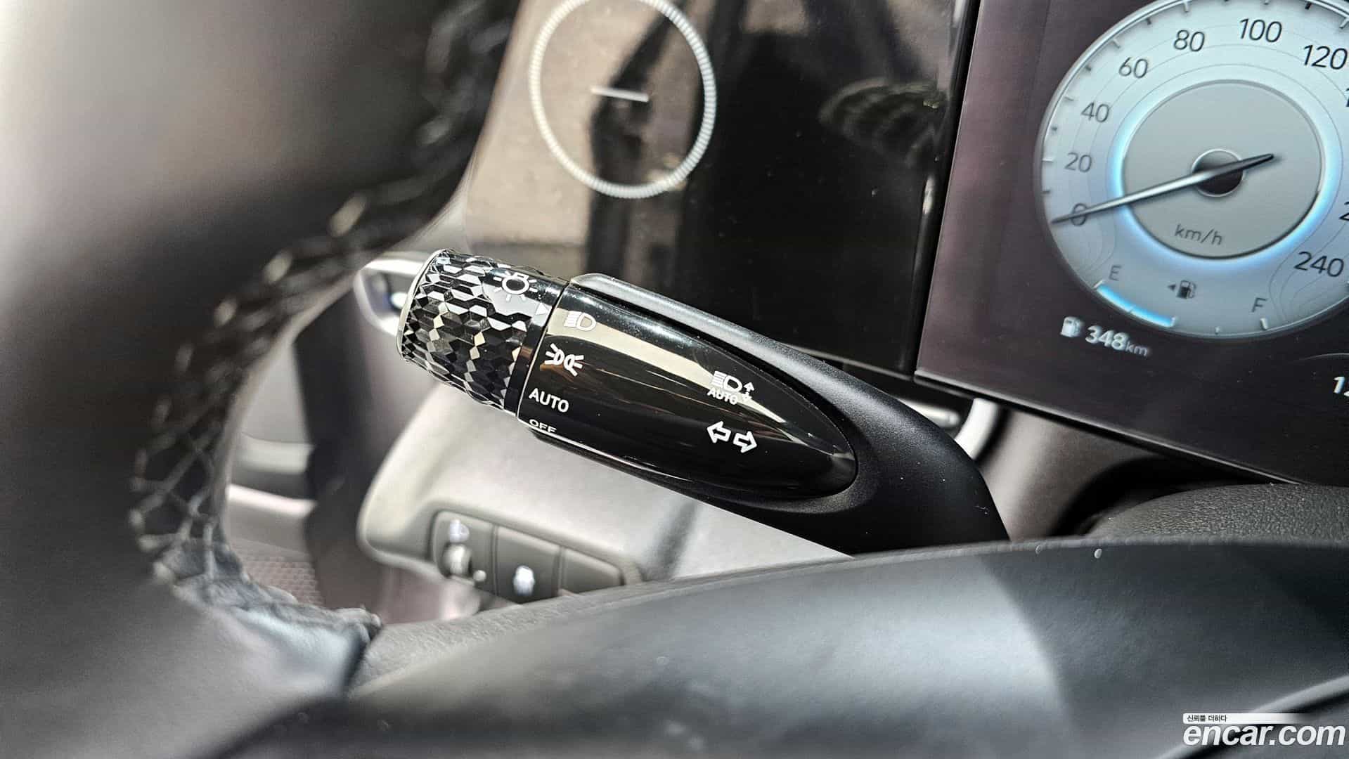 AVANTE Hyundai 2023.9-OPTION-023