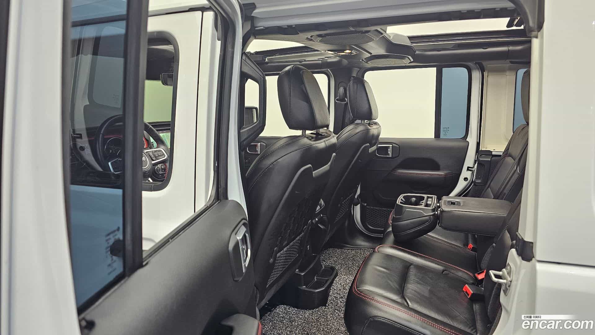 Wrangler Jeep 2021.0-OPTION-015
