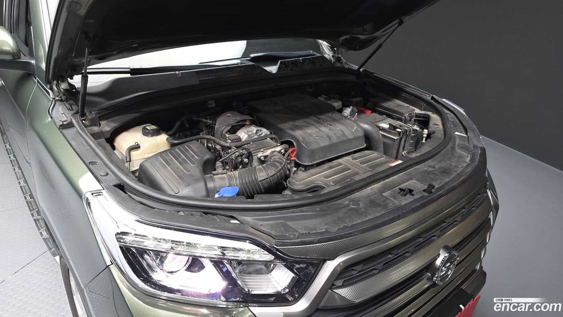 Rexton KG Mobility 2022.2-INNER-006