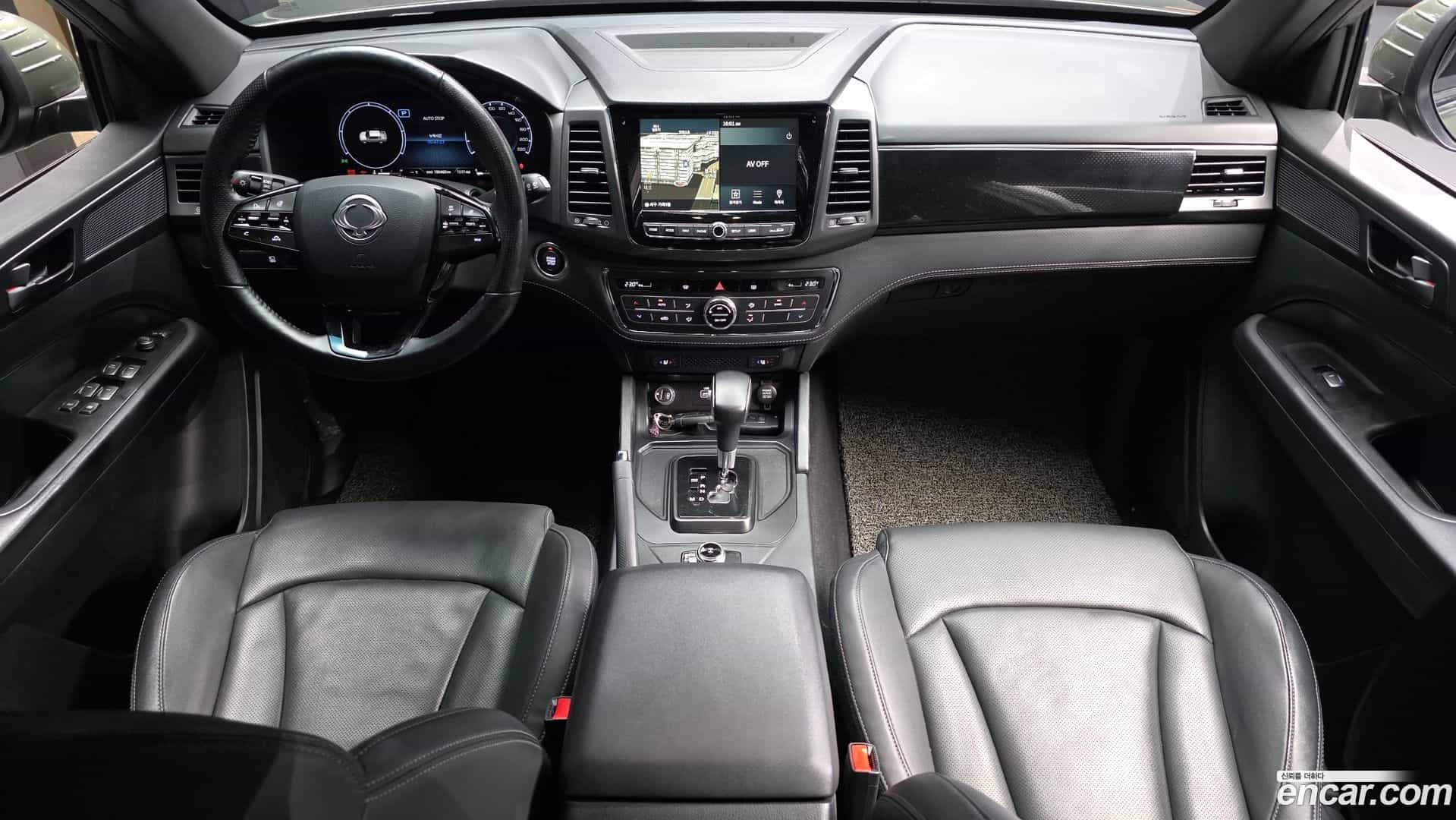 Rexton KG Mobility 2022.2-INNER-007