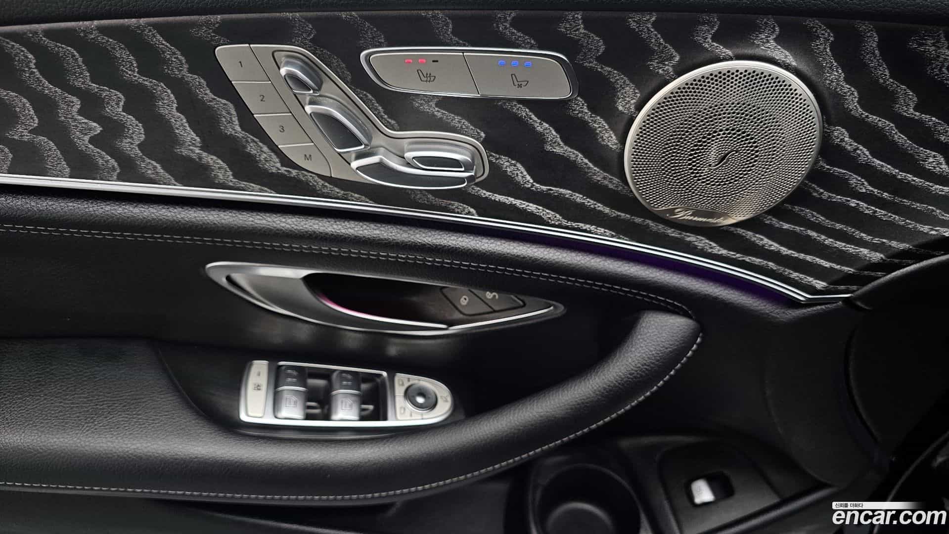 E-Class Mercedes-Benz 2022.1-OPTION-018