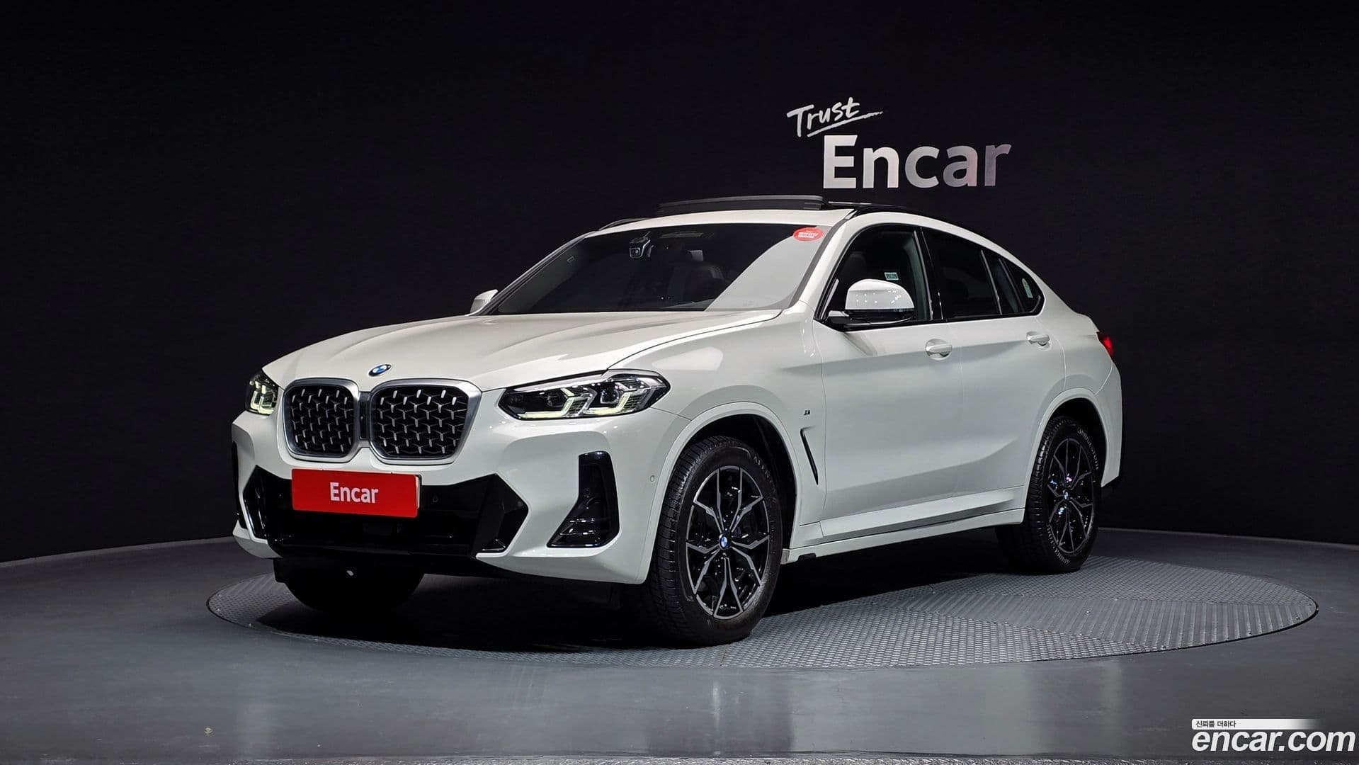 Main__Slider__Photo:X4 BMW 2024.10-0