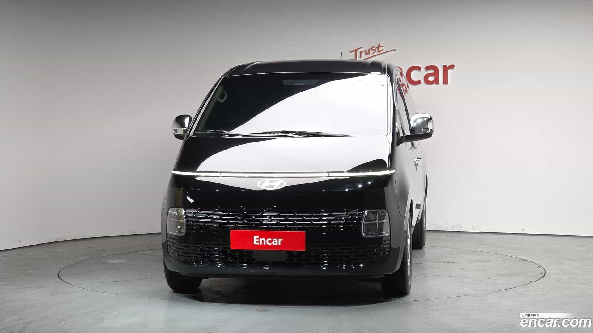 Staria Hyundai 2025.0-OUTER-003