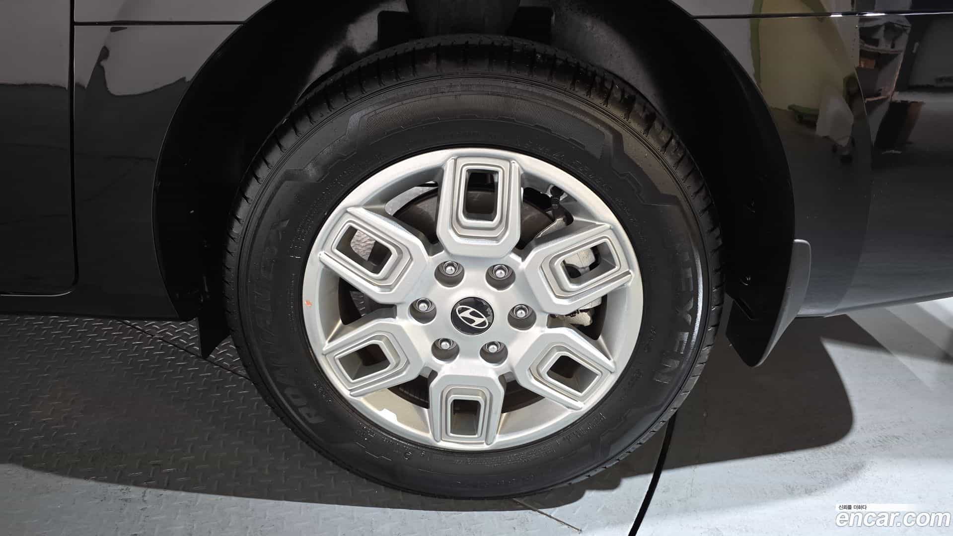 Staria Hyundai 2025.0-OUTER-005