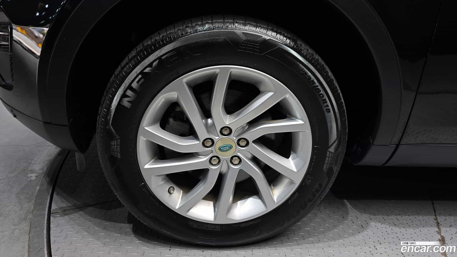Discovery Sport Land Rover 2019.1-OUTER-005