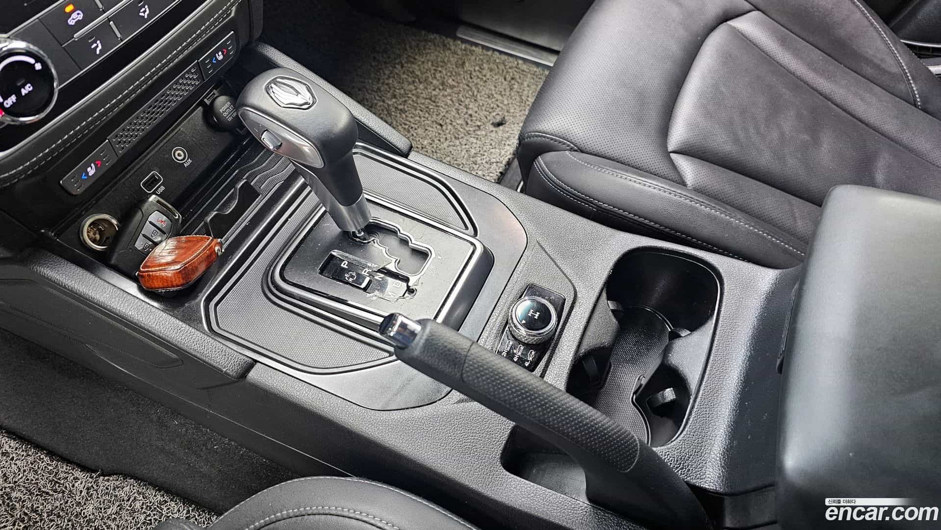 Rexton KG Mobility 2020.7-INNER-009