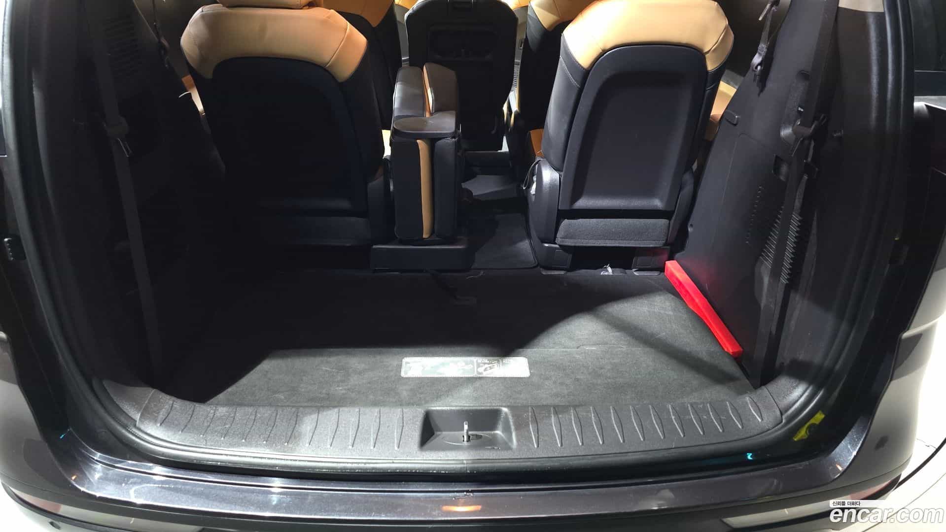 Canival Kia 2021.4-OPTION-024