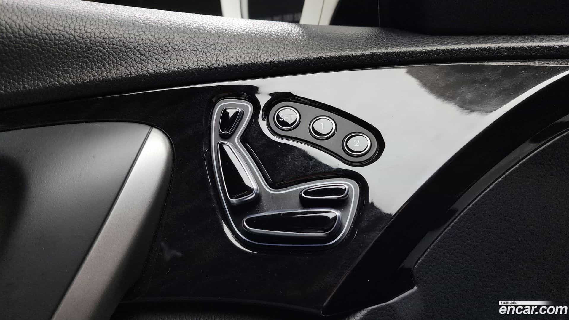 Grandeur Hyundai 2015.4-OPTION-022