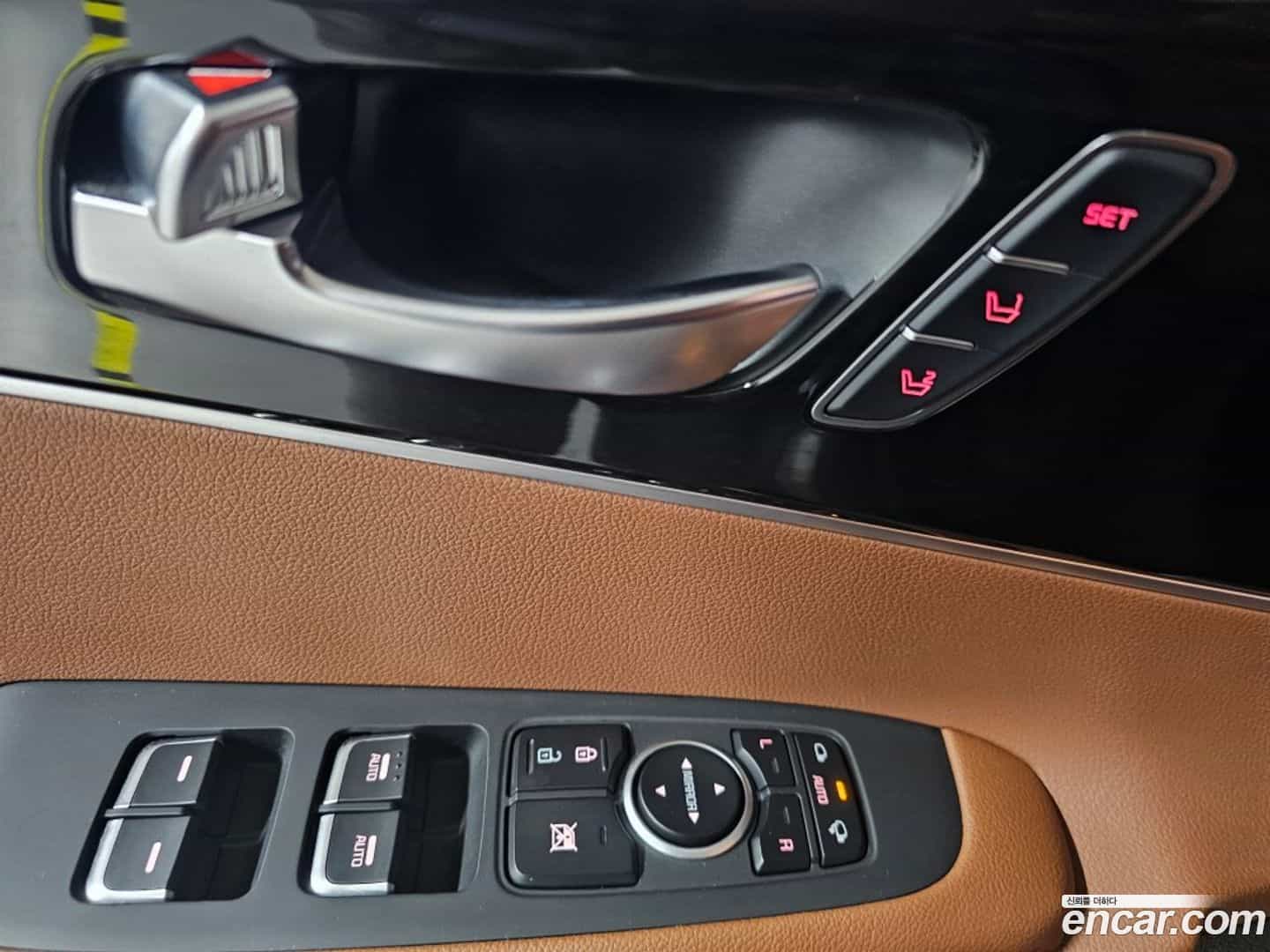 Sorento Kia 2017.8-OPTION-016
