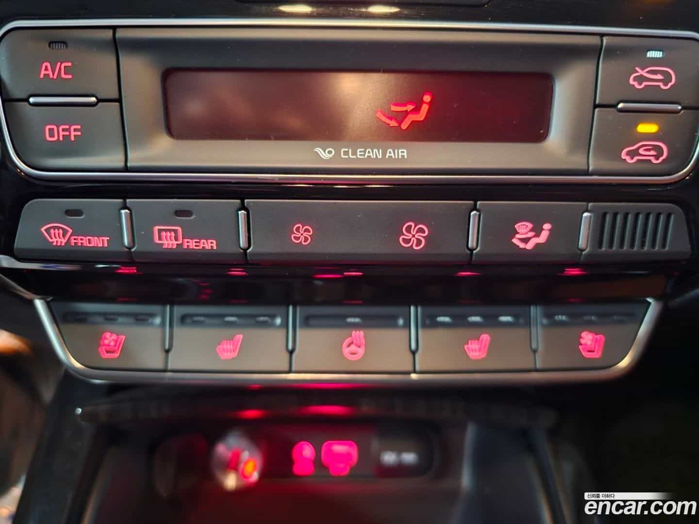 Sorento Kia 2017.8-OPTION-019