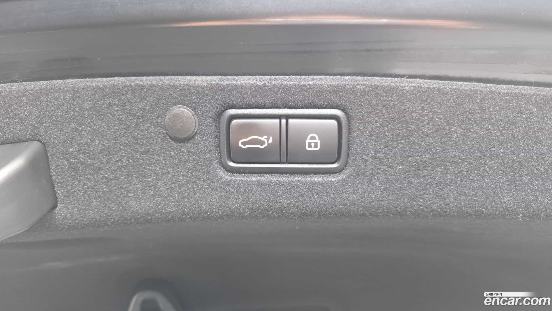 Grandeur Hyundai 2020.3-OPTION-024