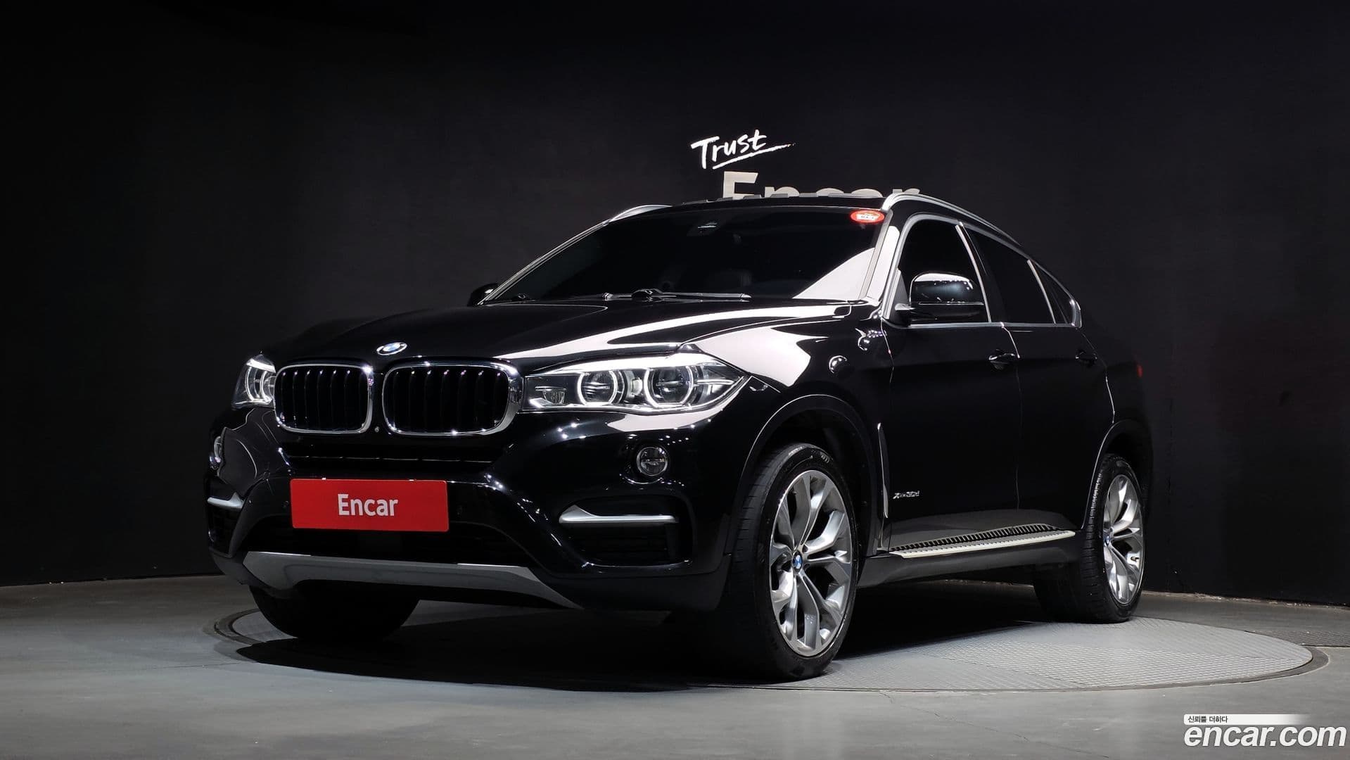 Main__Slider__Photo:X6 BMW 2018.8-0