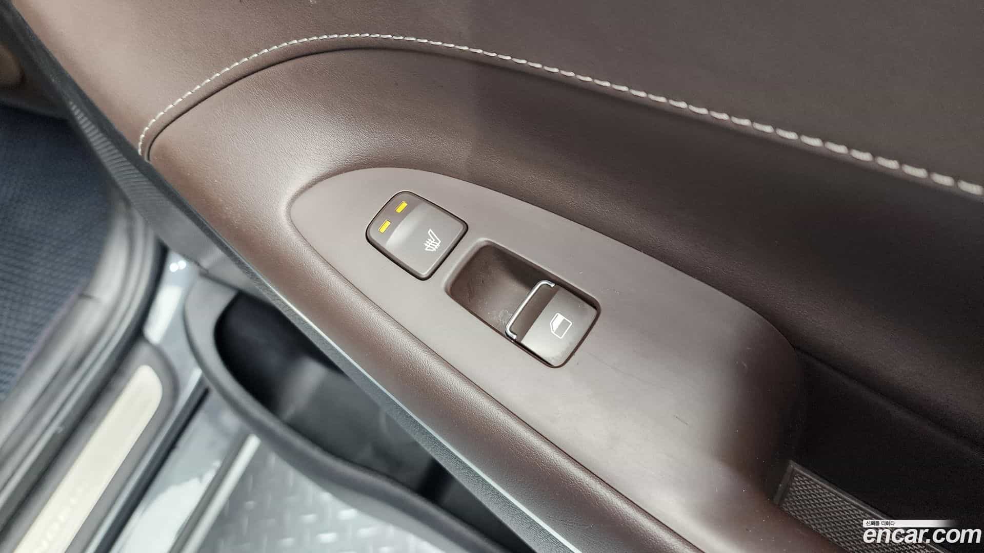 Grandeur Hyundai 2018.2-OPTION-022