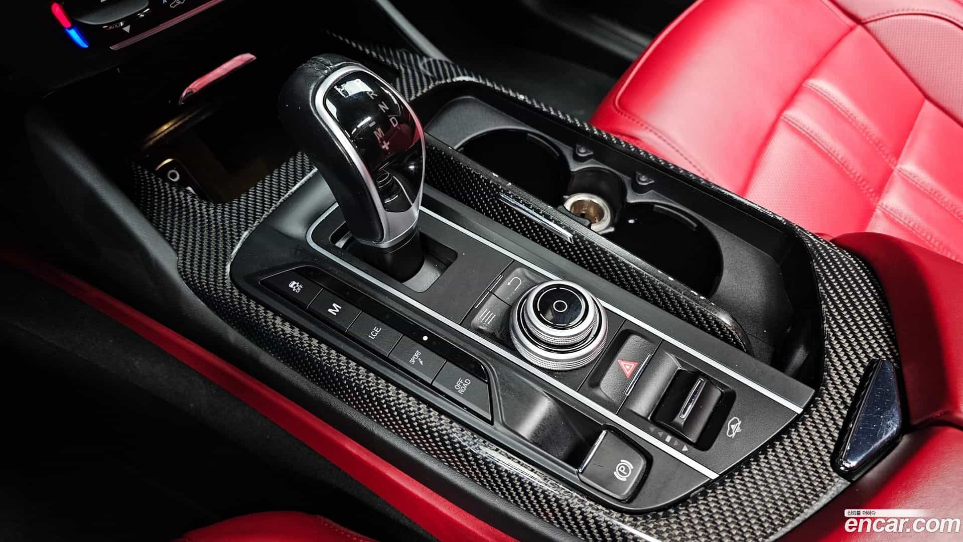 Levante Maserati 2017.11-INNER-009