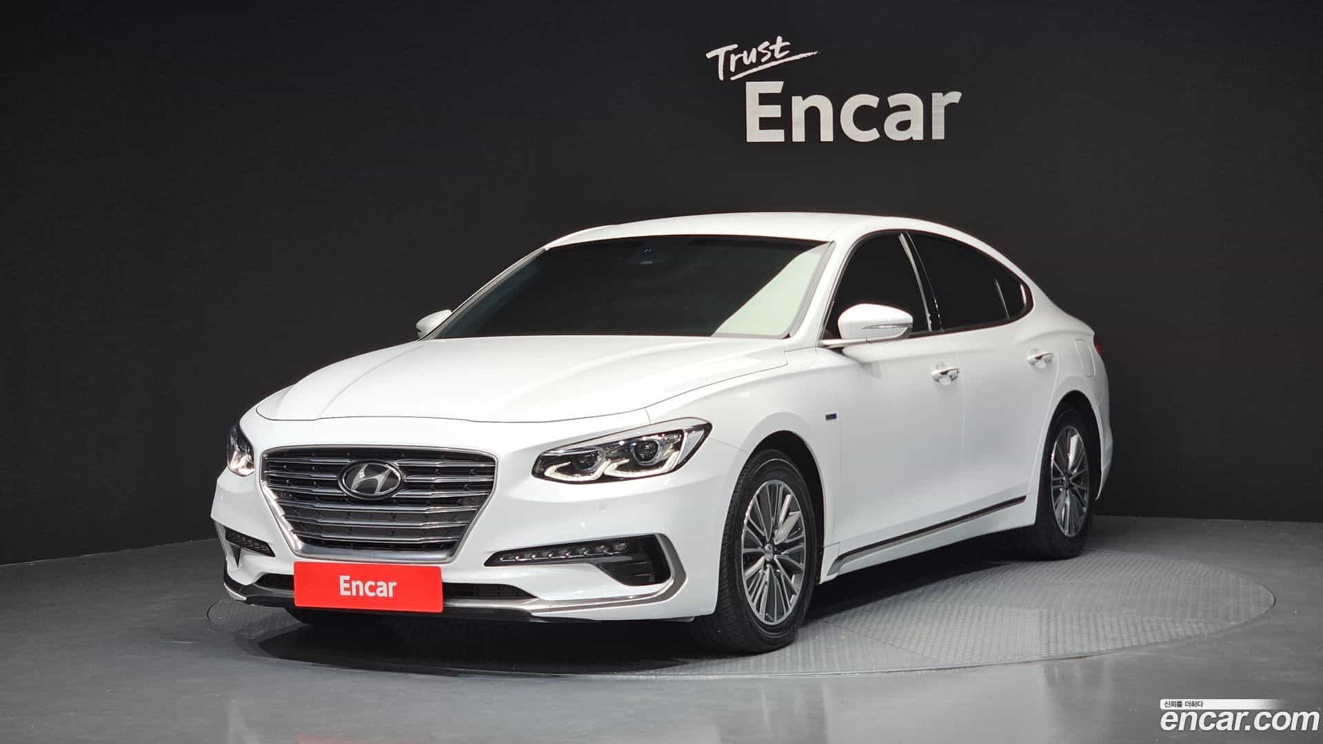 Grandeur Hyundai 2018.0-OUTER-001