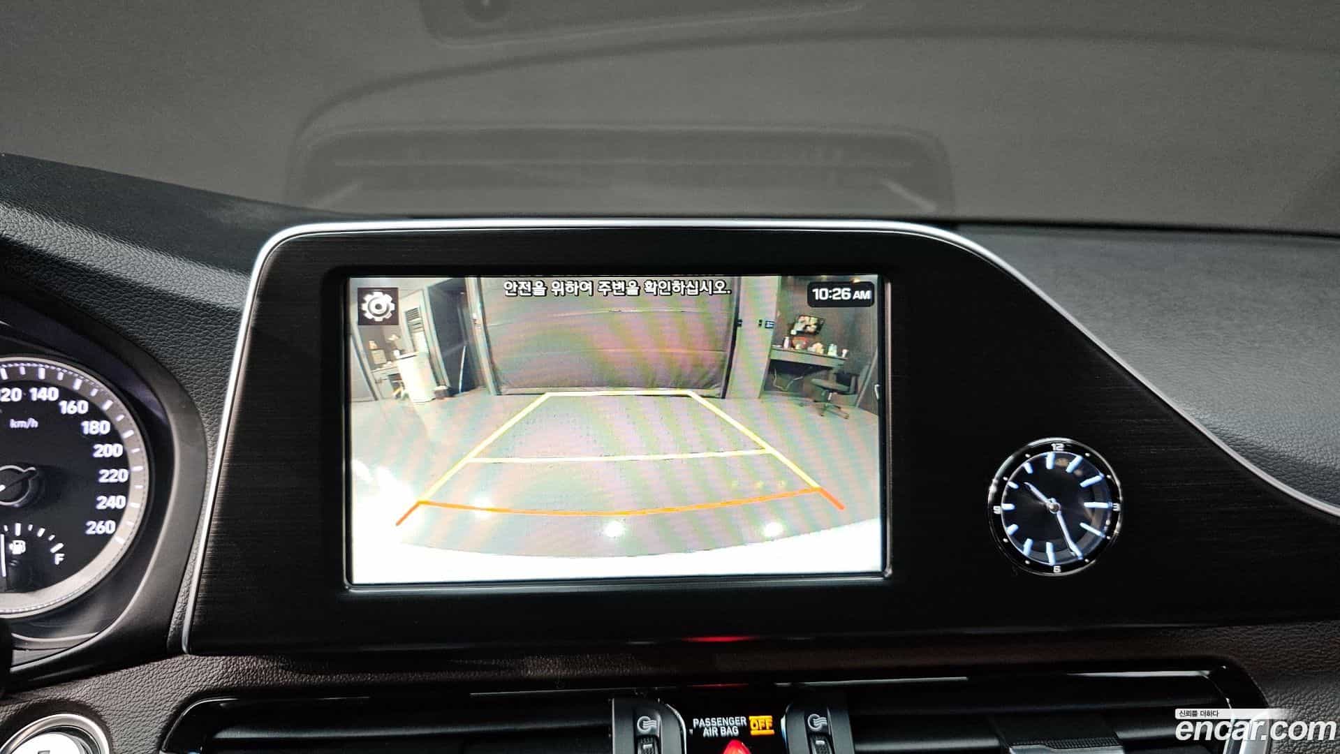 Grandeur Hyundai 2018.0-OPTION-020