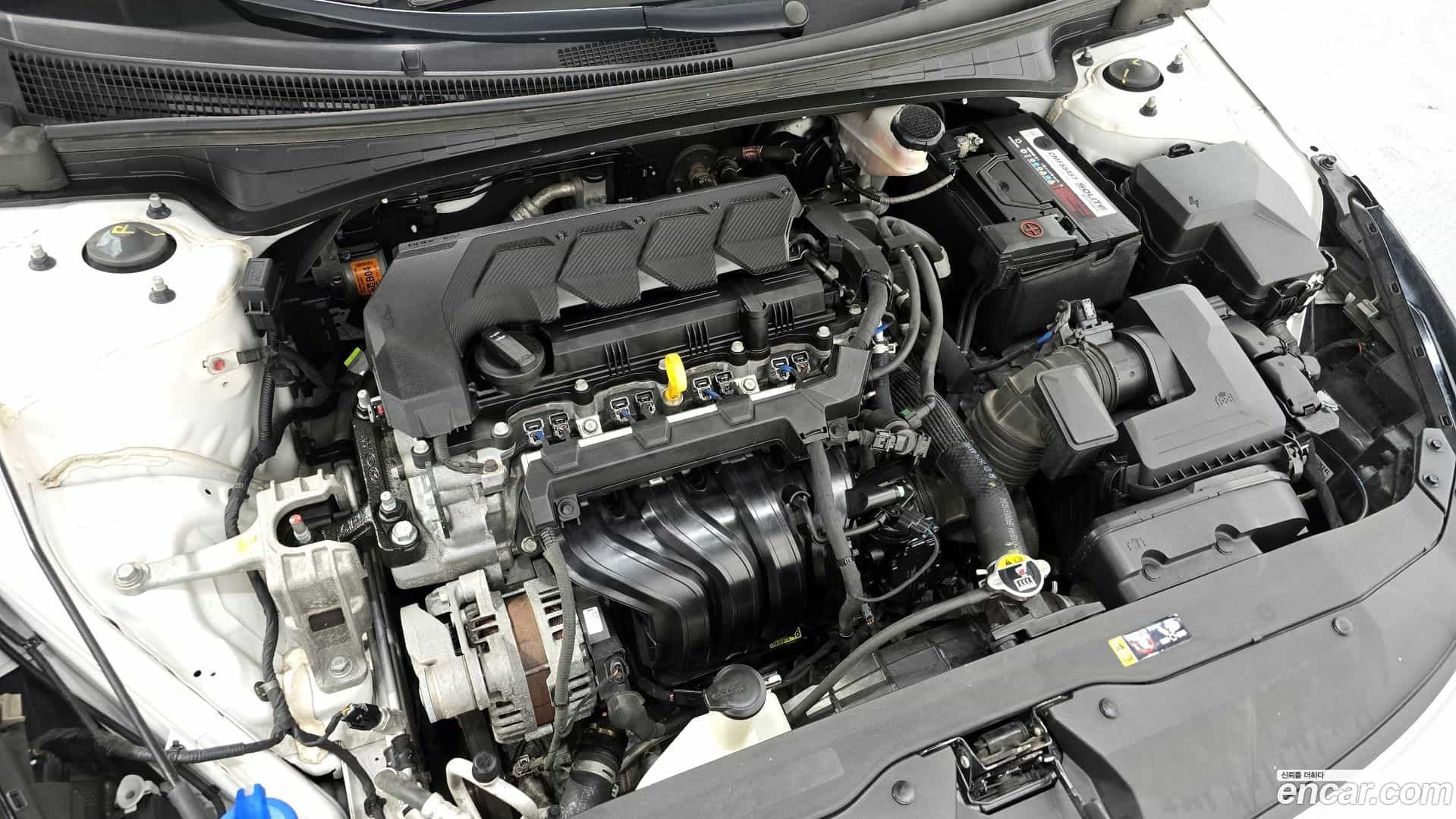 AVANTE Hyundai 2021.0-INNER-006