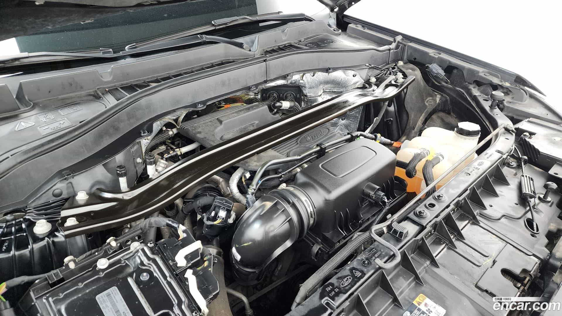 Explorer Ford 2019.11-INNER-006