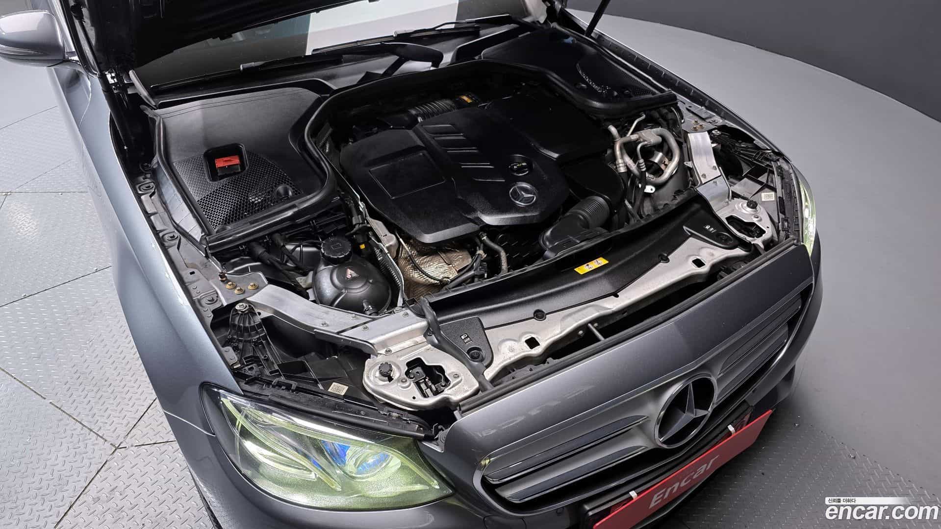 E-Class Mercedes-Benz 2019.9-INNER-006