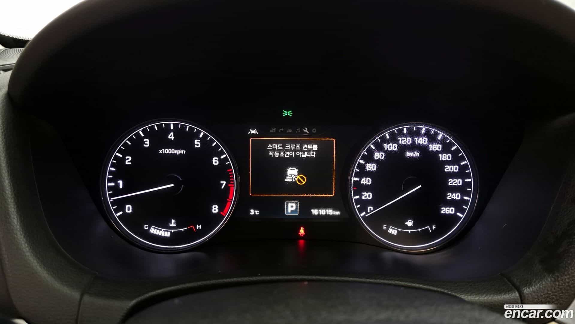 Genesis Hyundai 2015.0-INNER-008