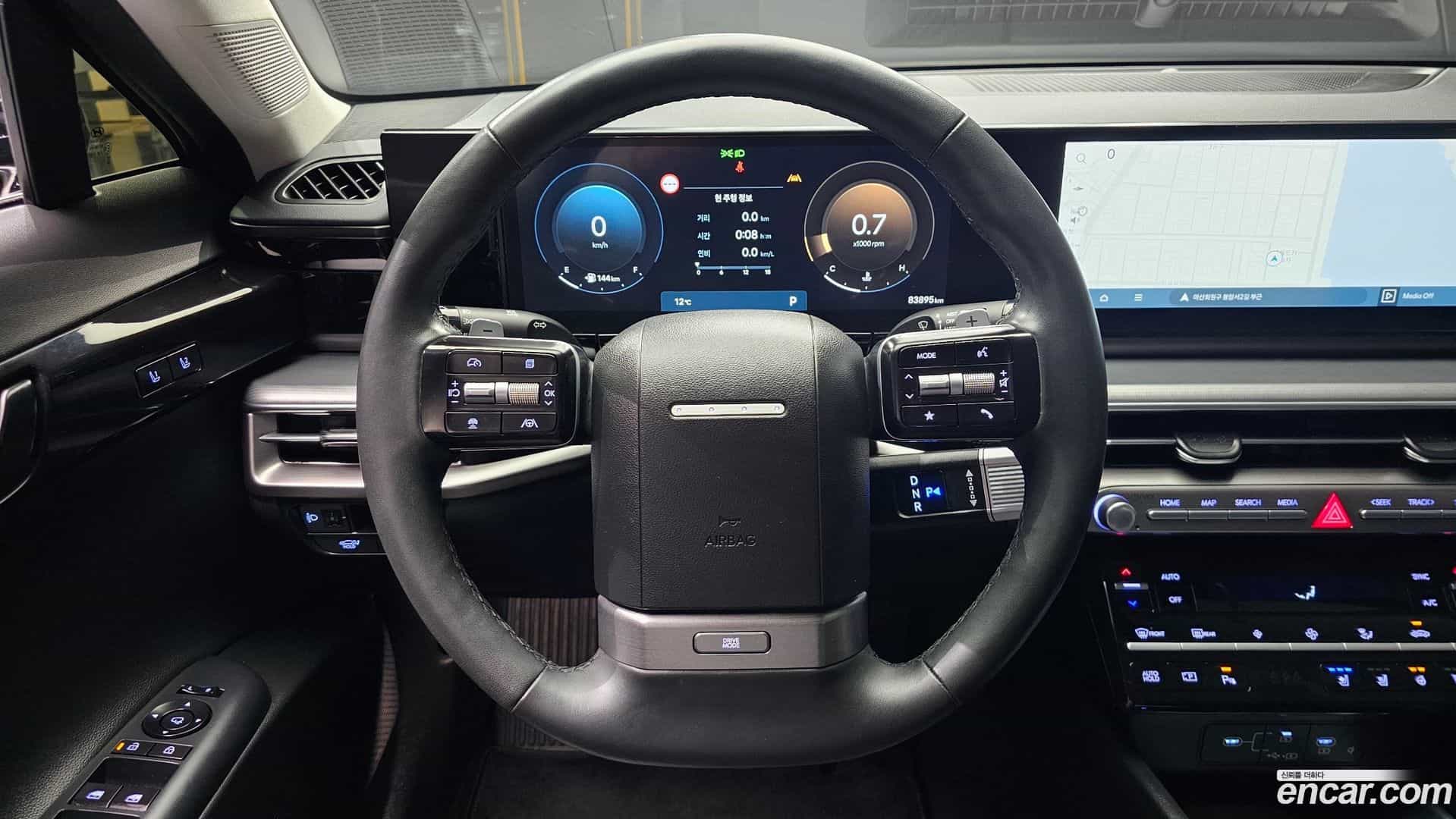 Grandeur Hyundai 2023.0-OPTION-017