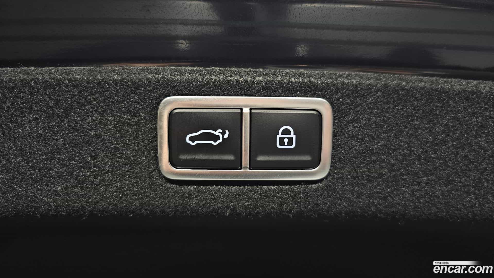 Grandeur Hyundai 2023.0-OPTION-024
