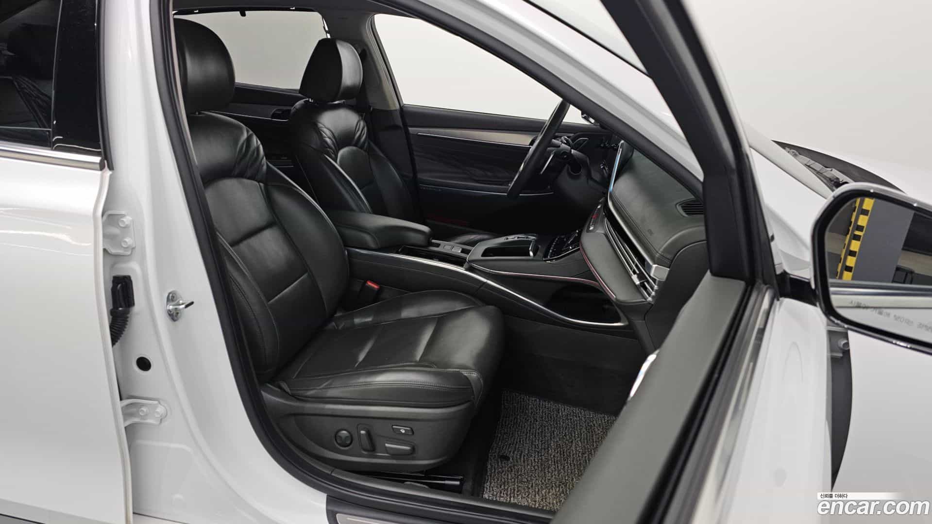 Grandeur Hyundai 2020.6-OPTION-015