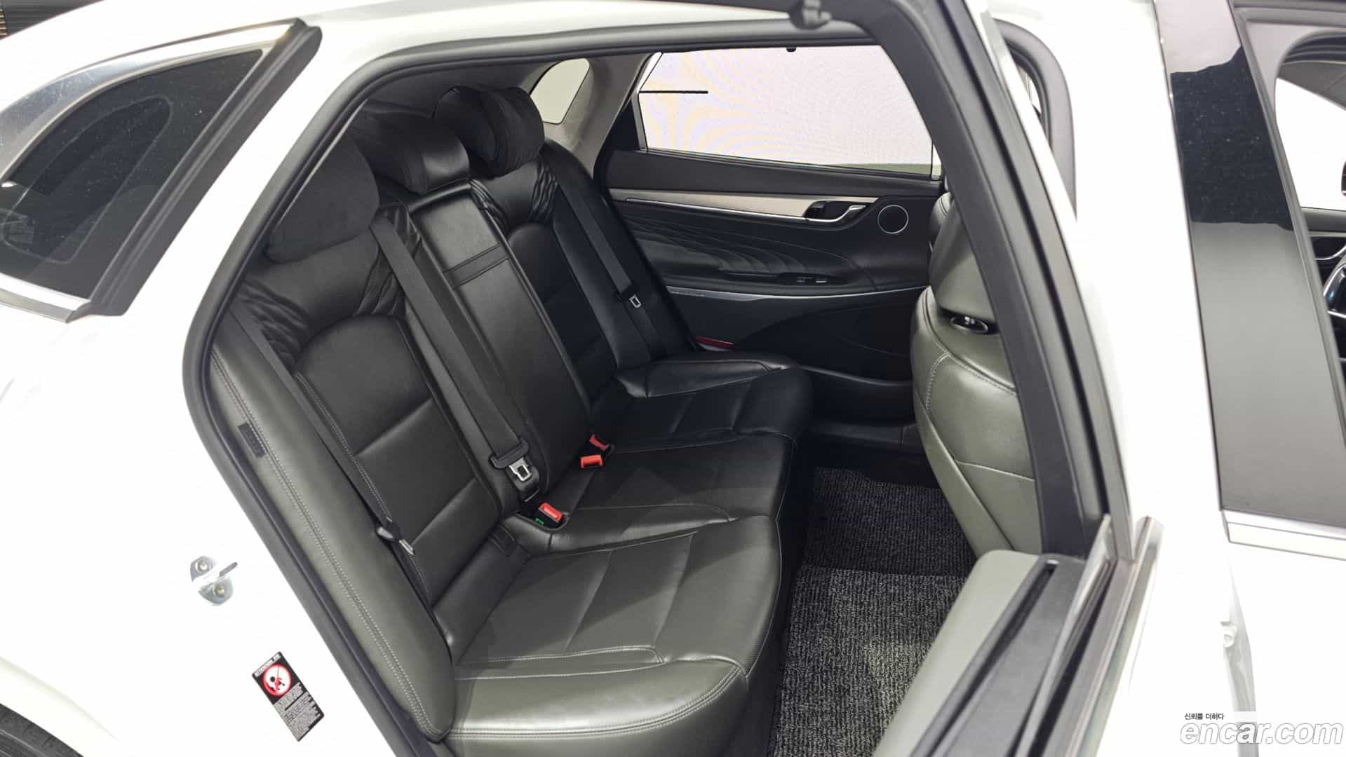 Grandeur Hyundai 2020.6-OPTION-016