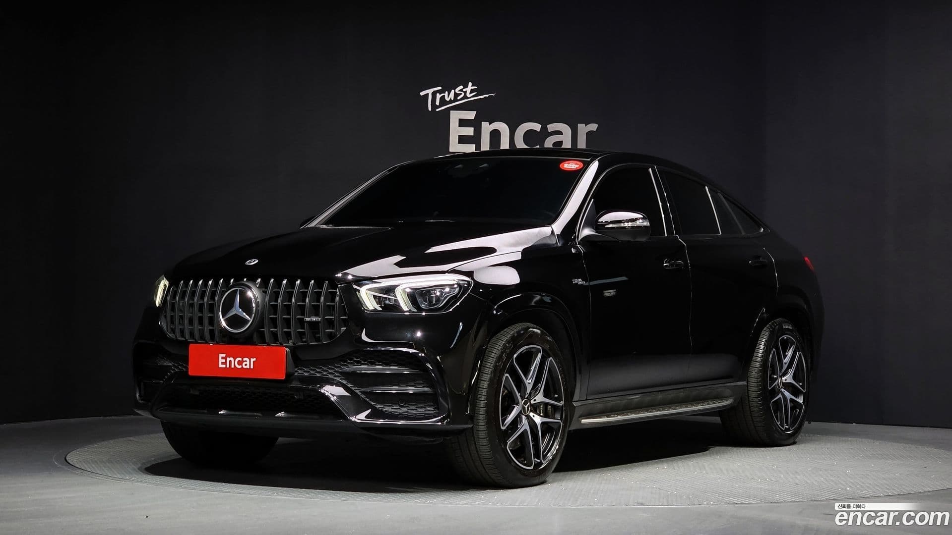 Main__Slider__Photo:GLE-Class Mercedes-Benz 2021.7-0